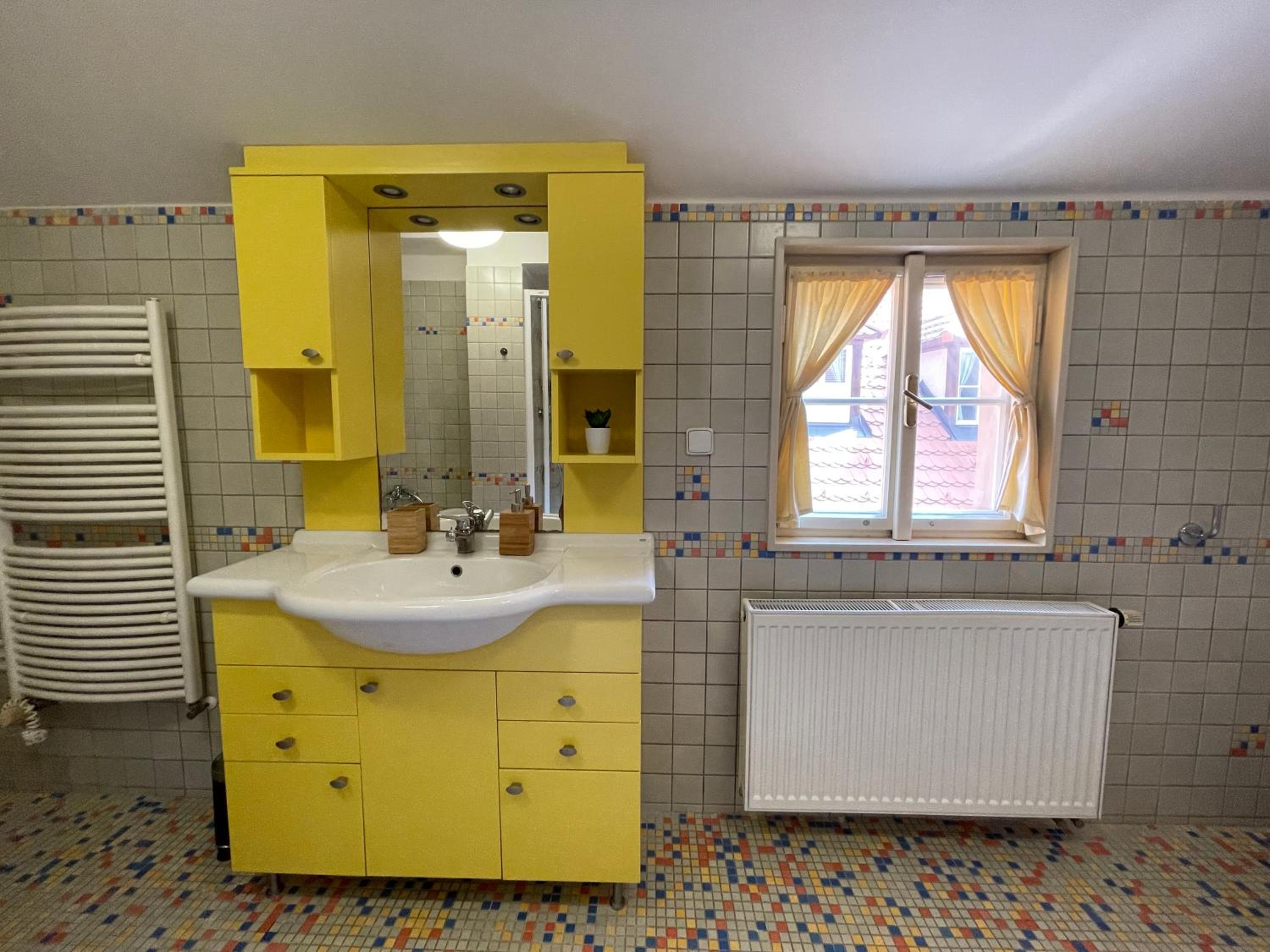 White Swan Boutique Apartments