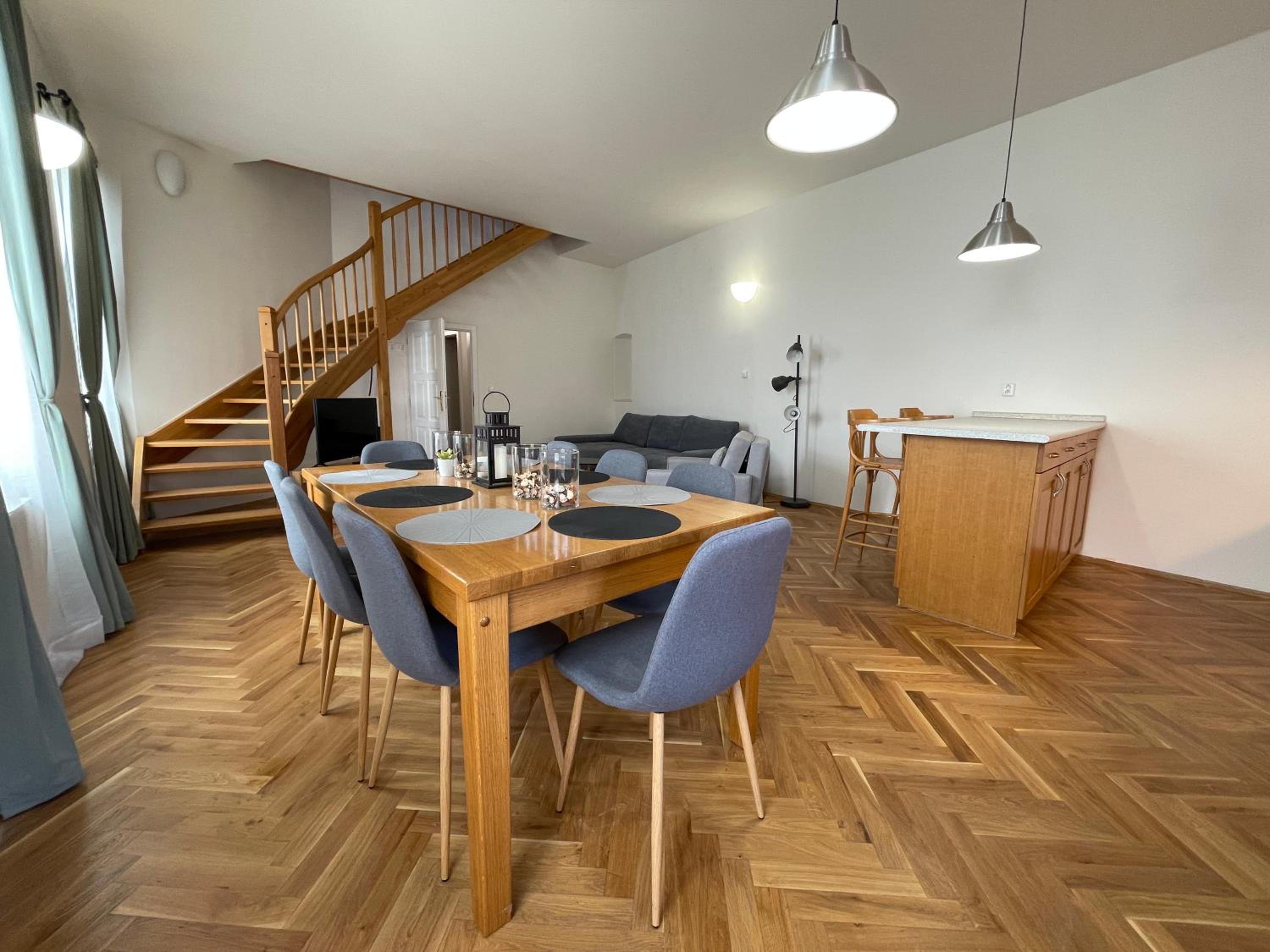 White Swan Boutique Apartments