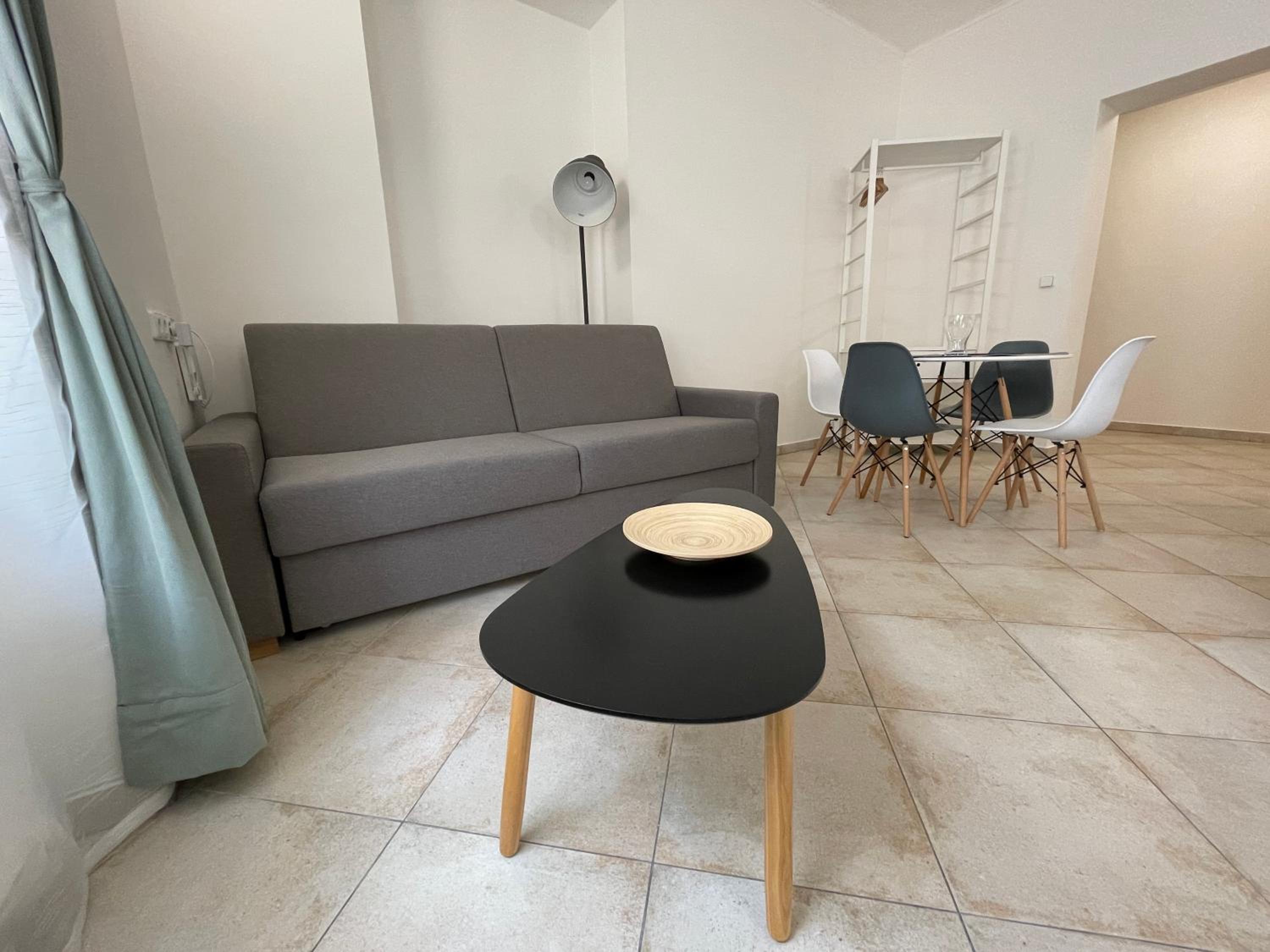White Swan Boutique Apartments