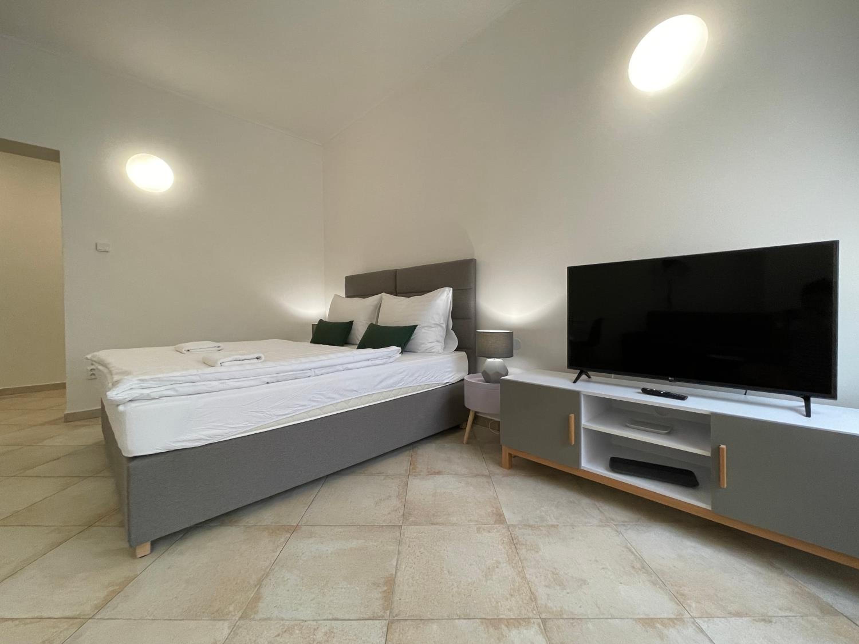 White Swan Boutique Apartments