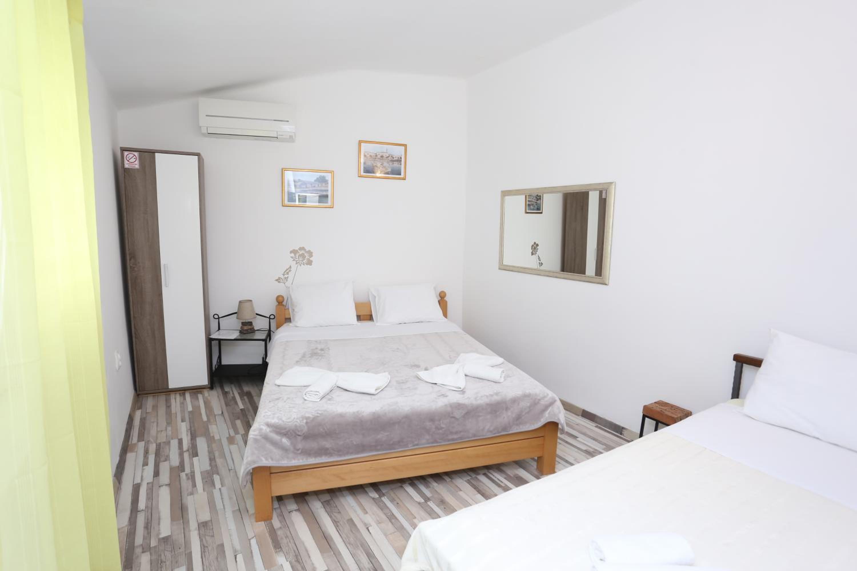 Apartments Nikolla