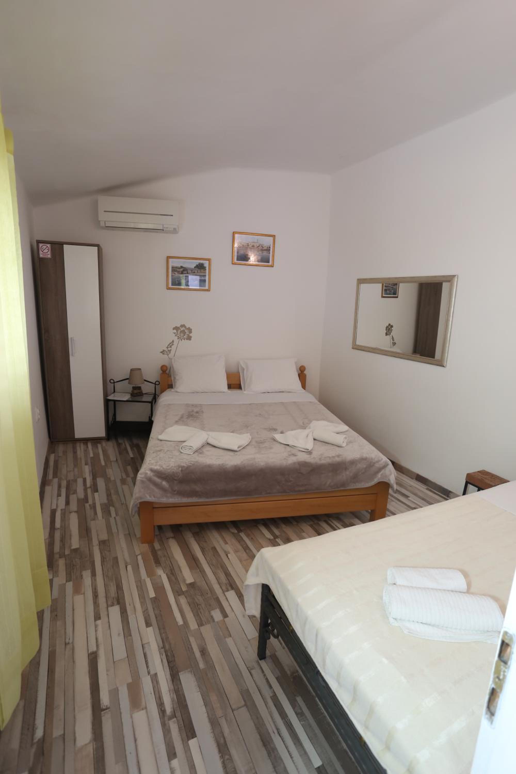 Apartments Nikolla