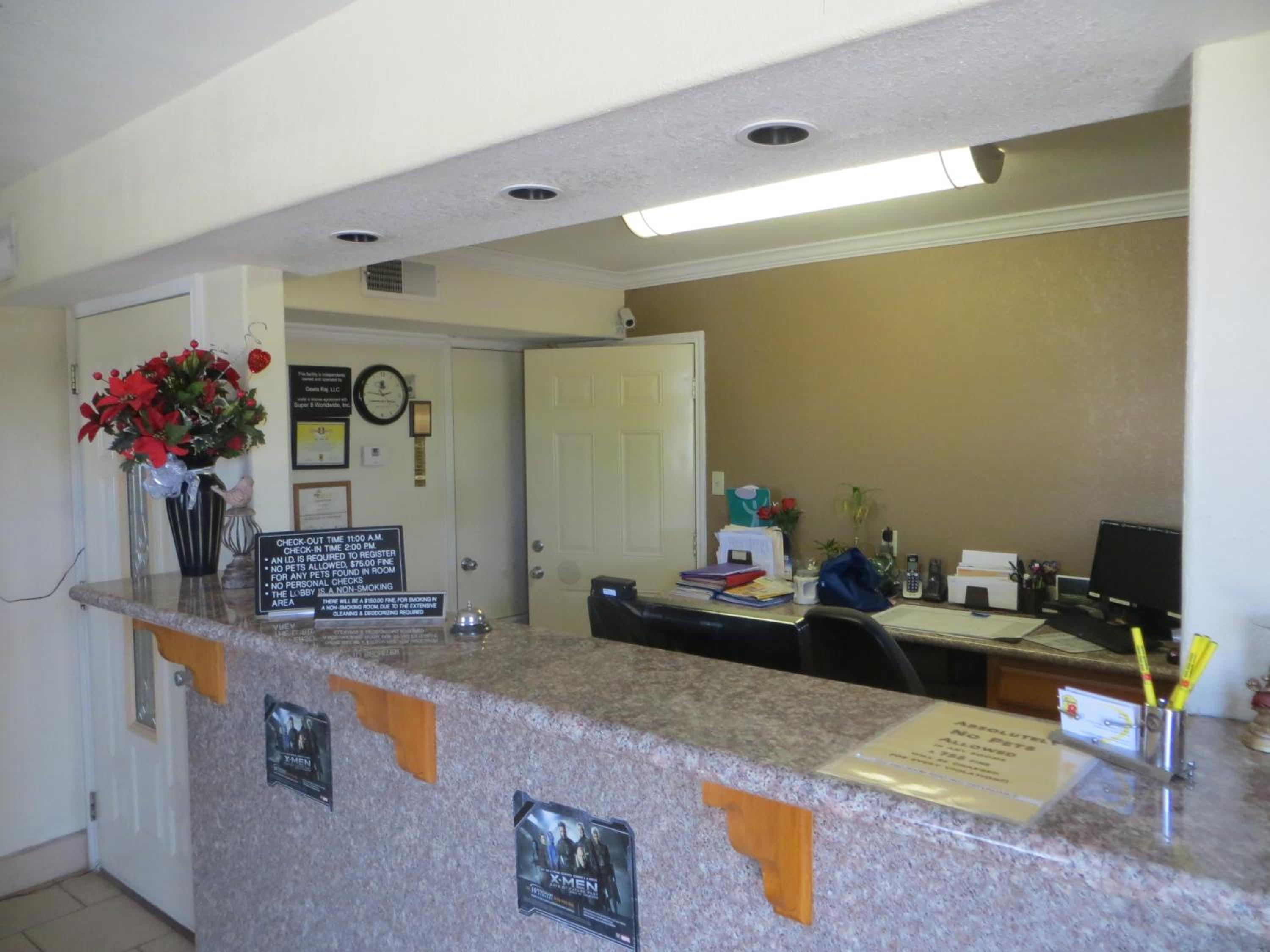 Photo 18