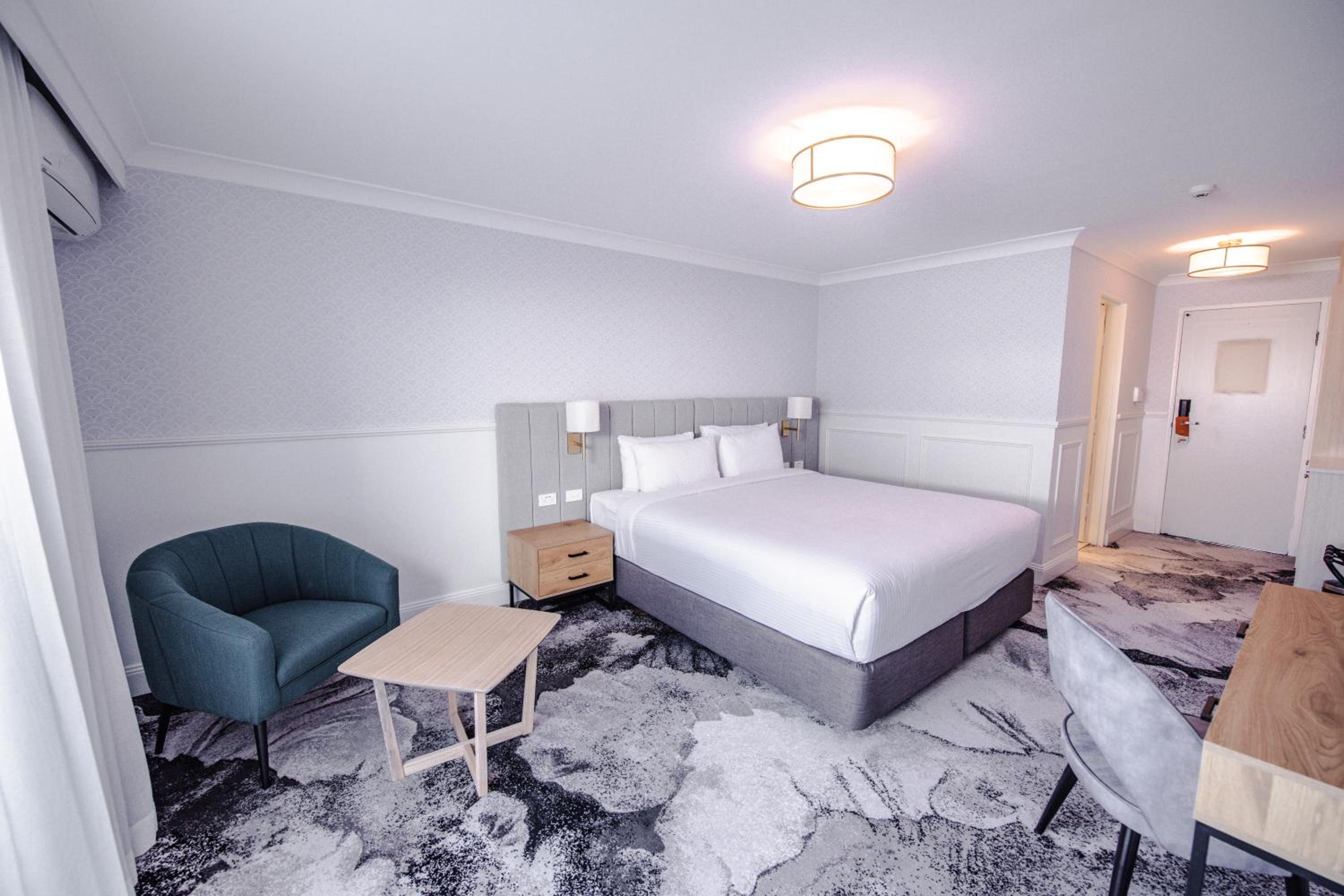Wollongong Vacations - Comfort Inn Towradgi Beach - Property Image 2