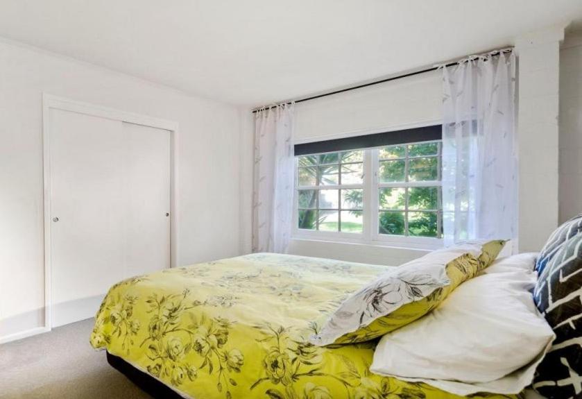 Apartment near the water view 4