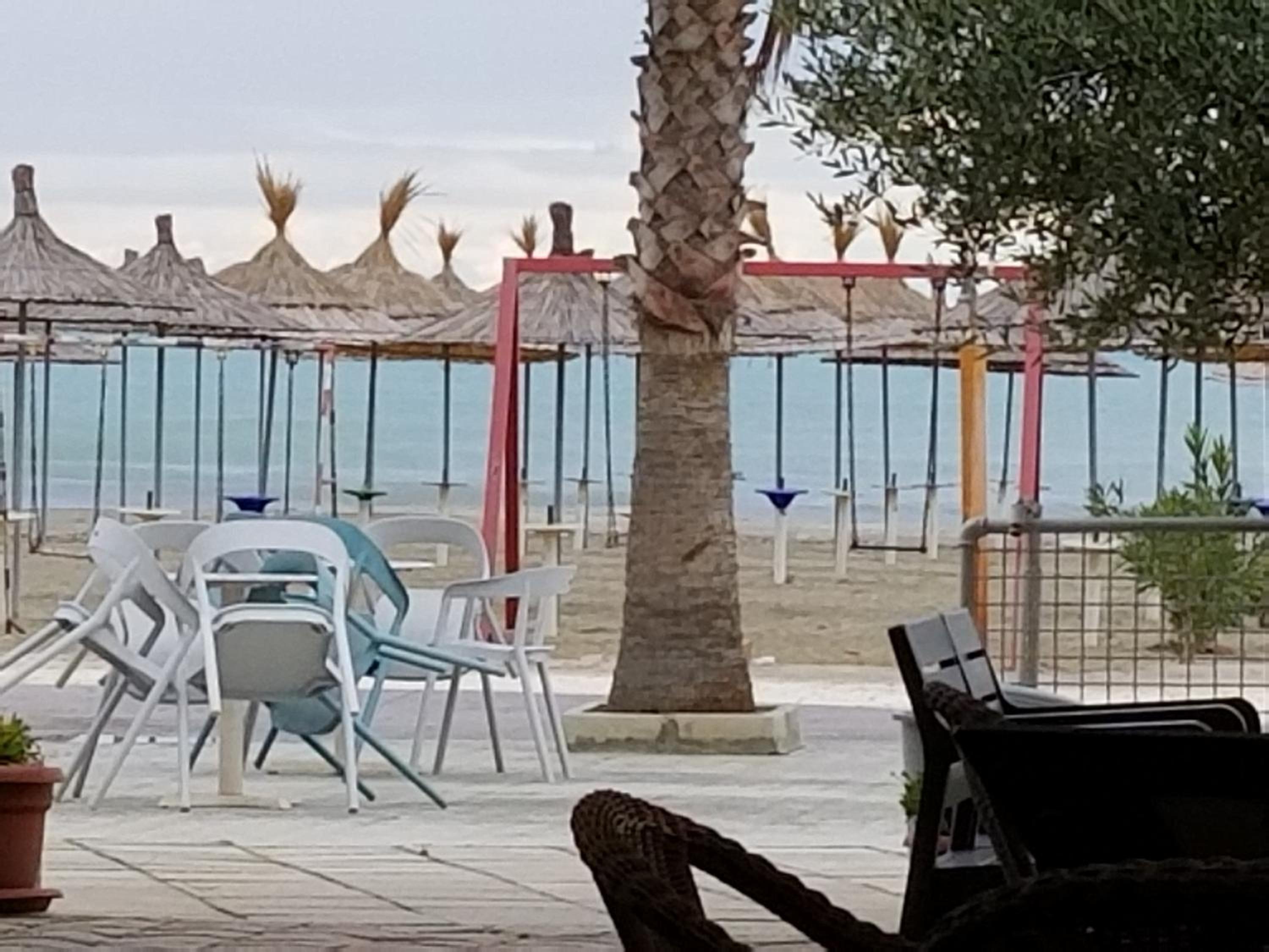 Apartament Emiri Golem