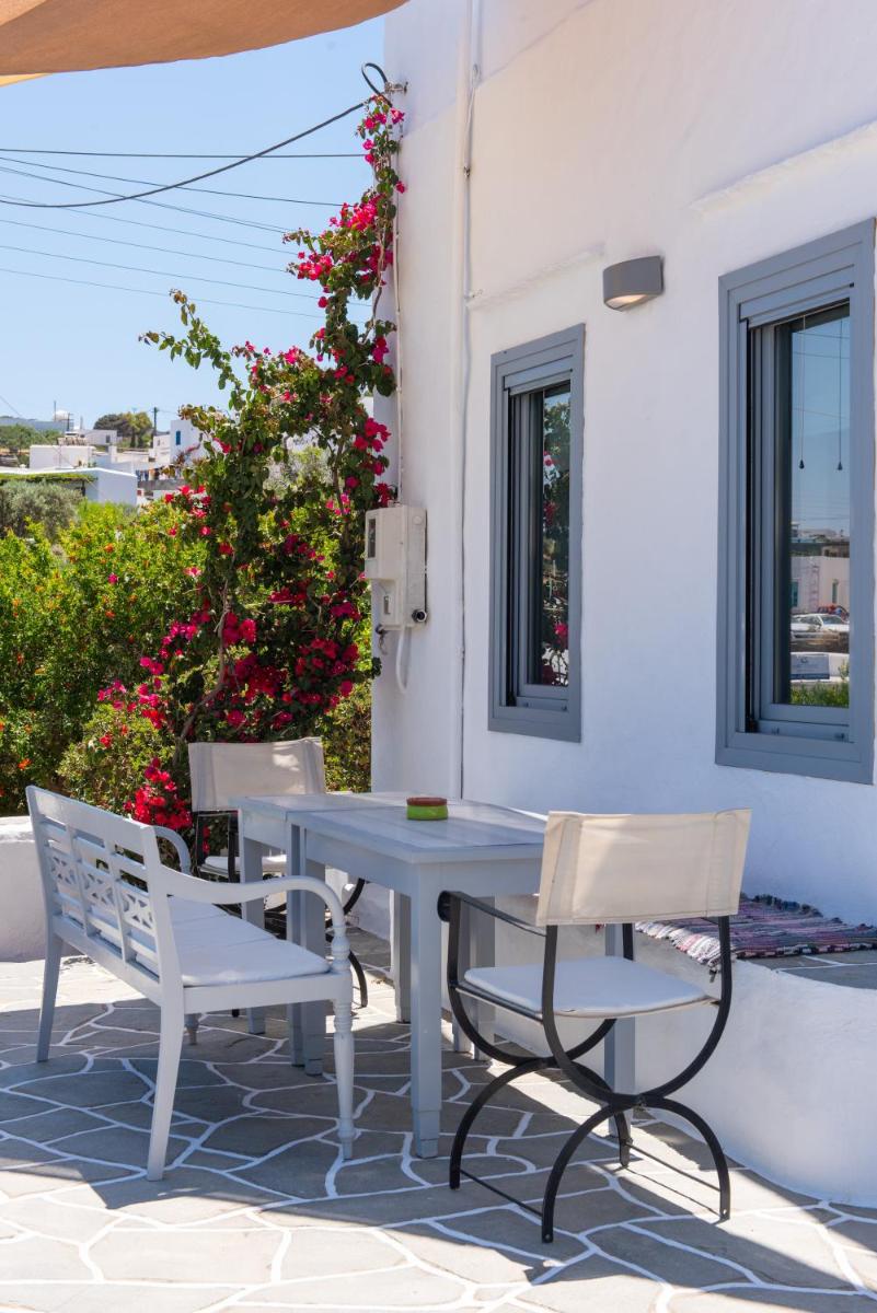 Dora's Traditional Houses view 3