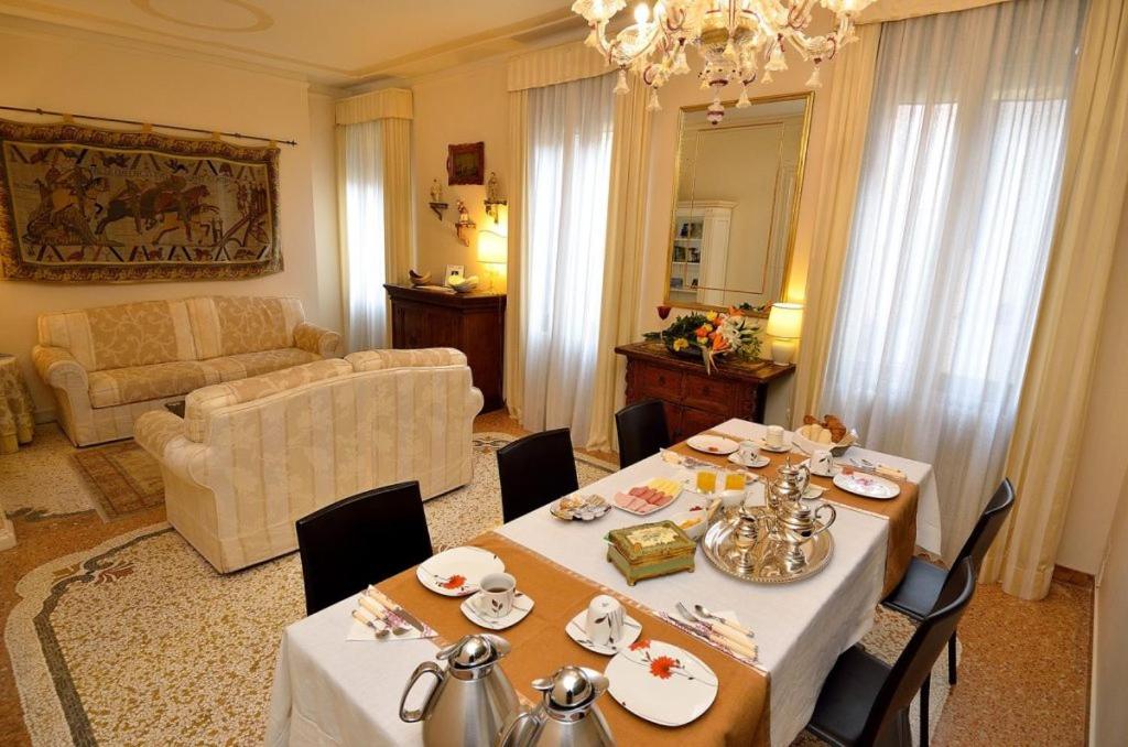 Cà Del Modena Room only