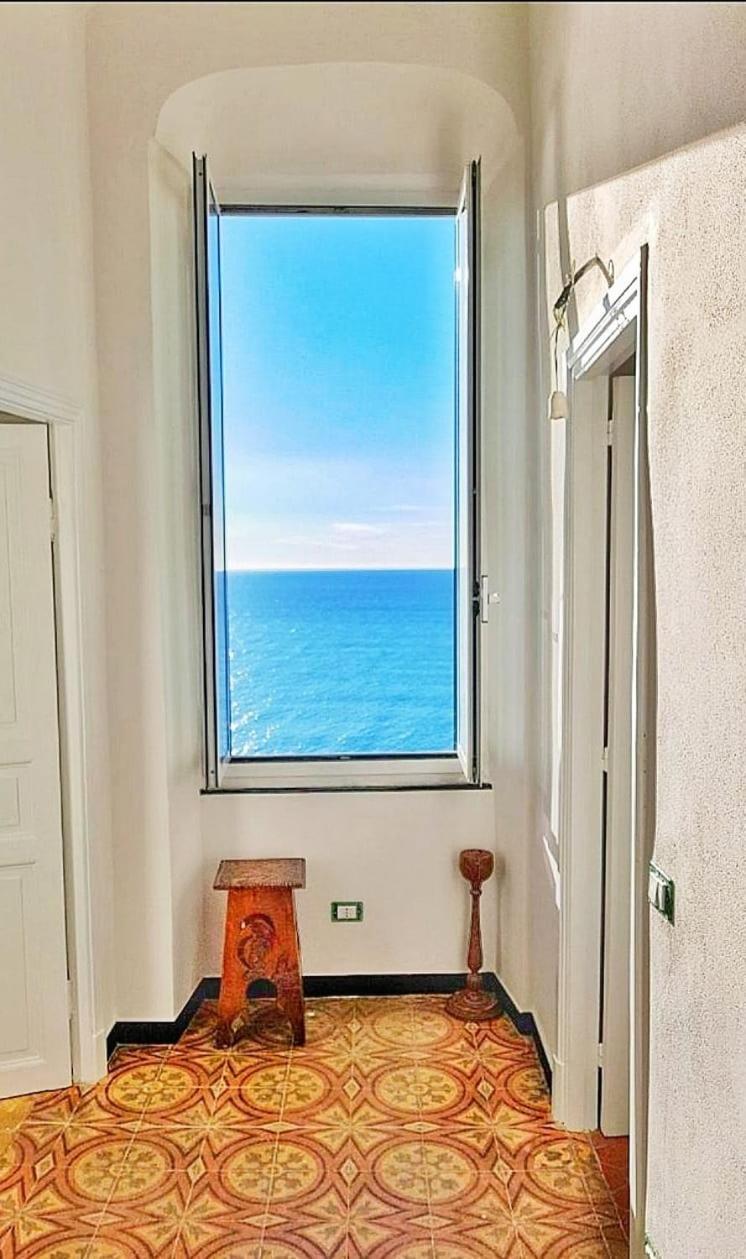 Appartamento nel borgo con splendida vista sul mare view 3