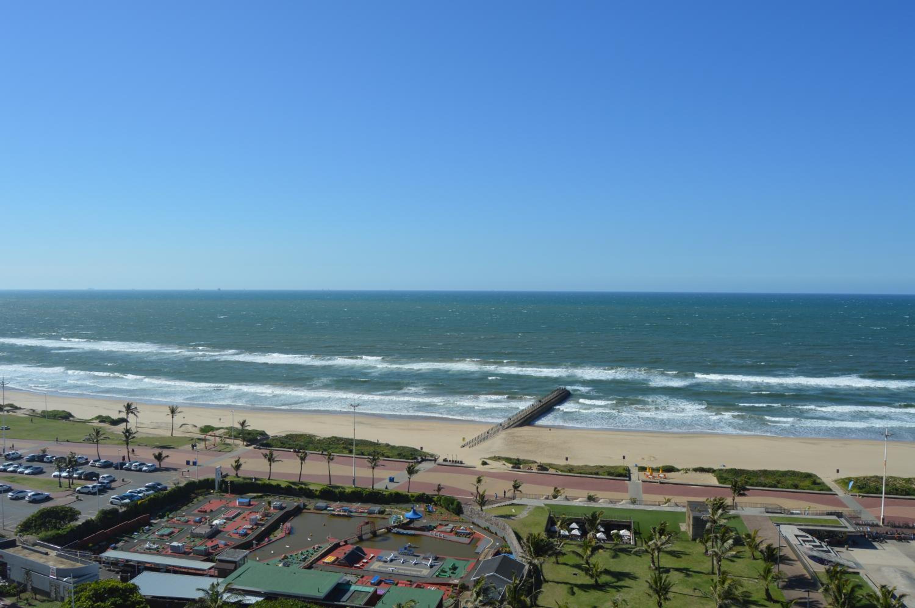 Accommodation Front - Classy 4 Sleeper with Ocean Views view 2