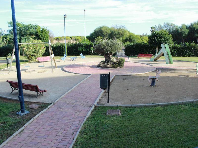Bungalow con terraza La Mata