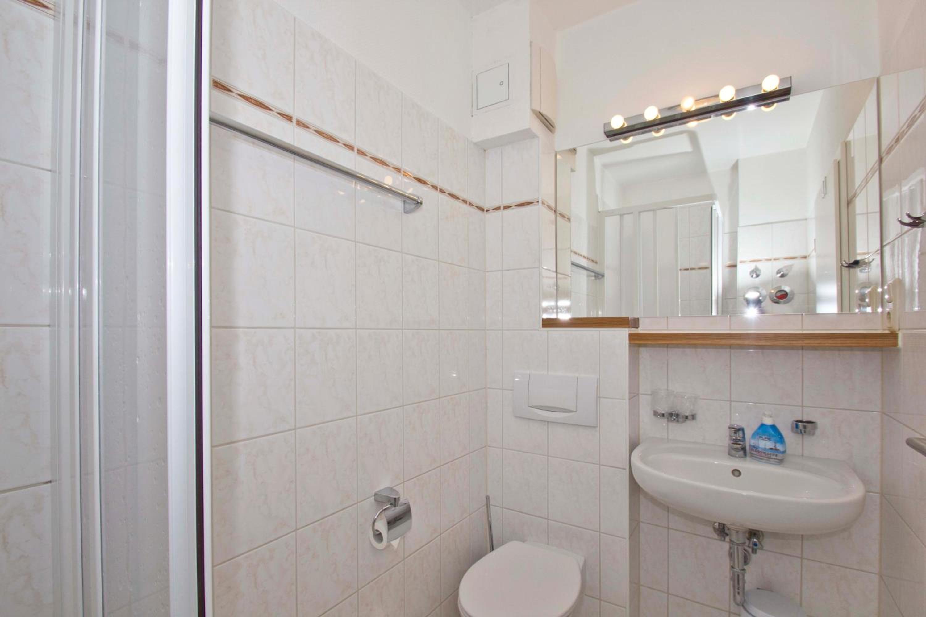 Strandresidenz Brandenburg Ferienwohnung 07 mit Sauna- und Schwimmbadnutzung im AHOI Sellin