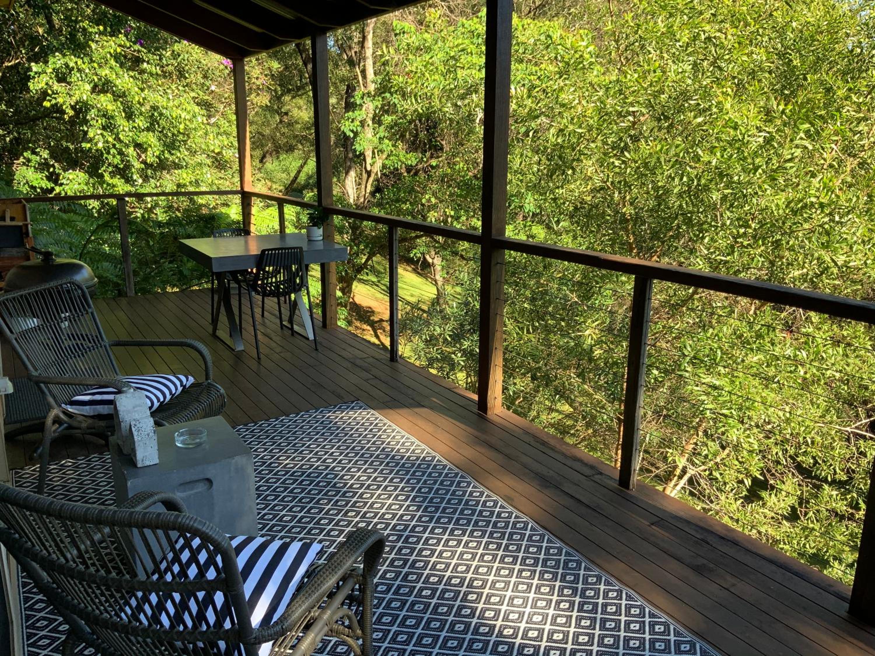 Belle's at Montville