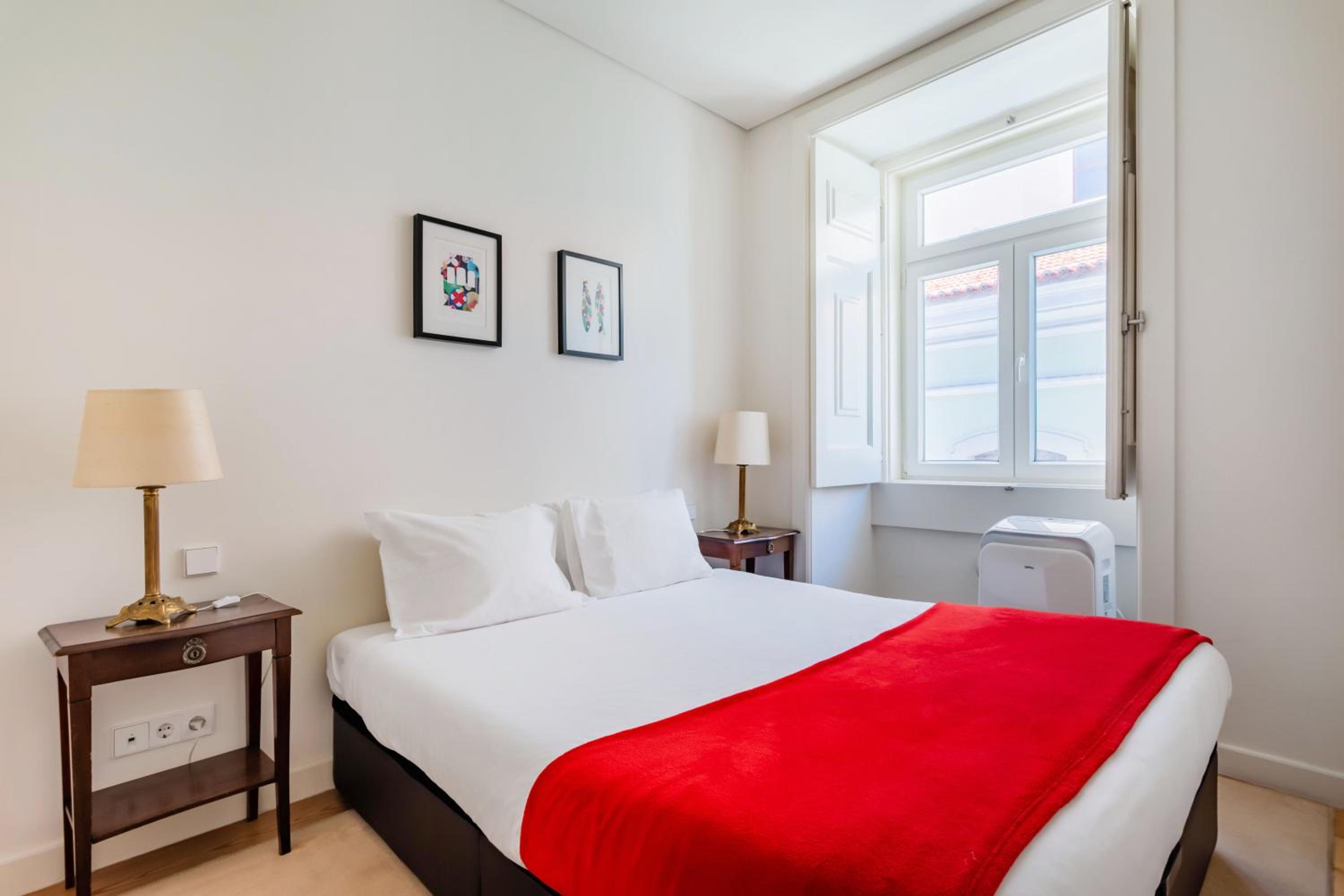 Chiado Prime Garrett Apartment view 3