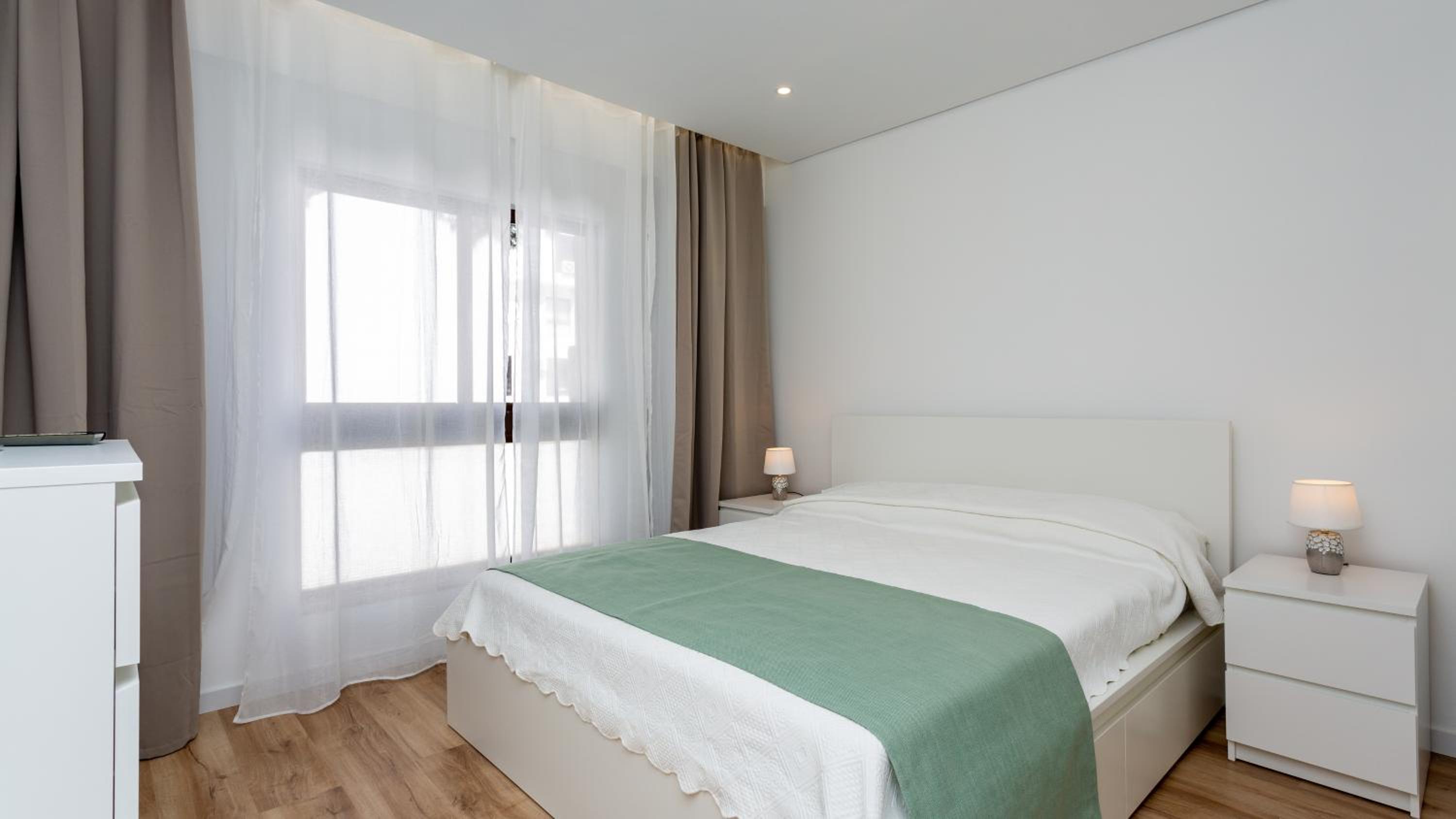 Bright & Charming 1BDR Apartment W/ Pool by LovelyStay view 4