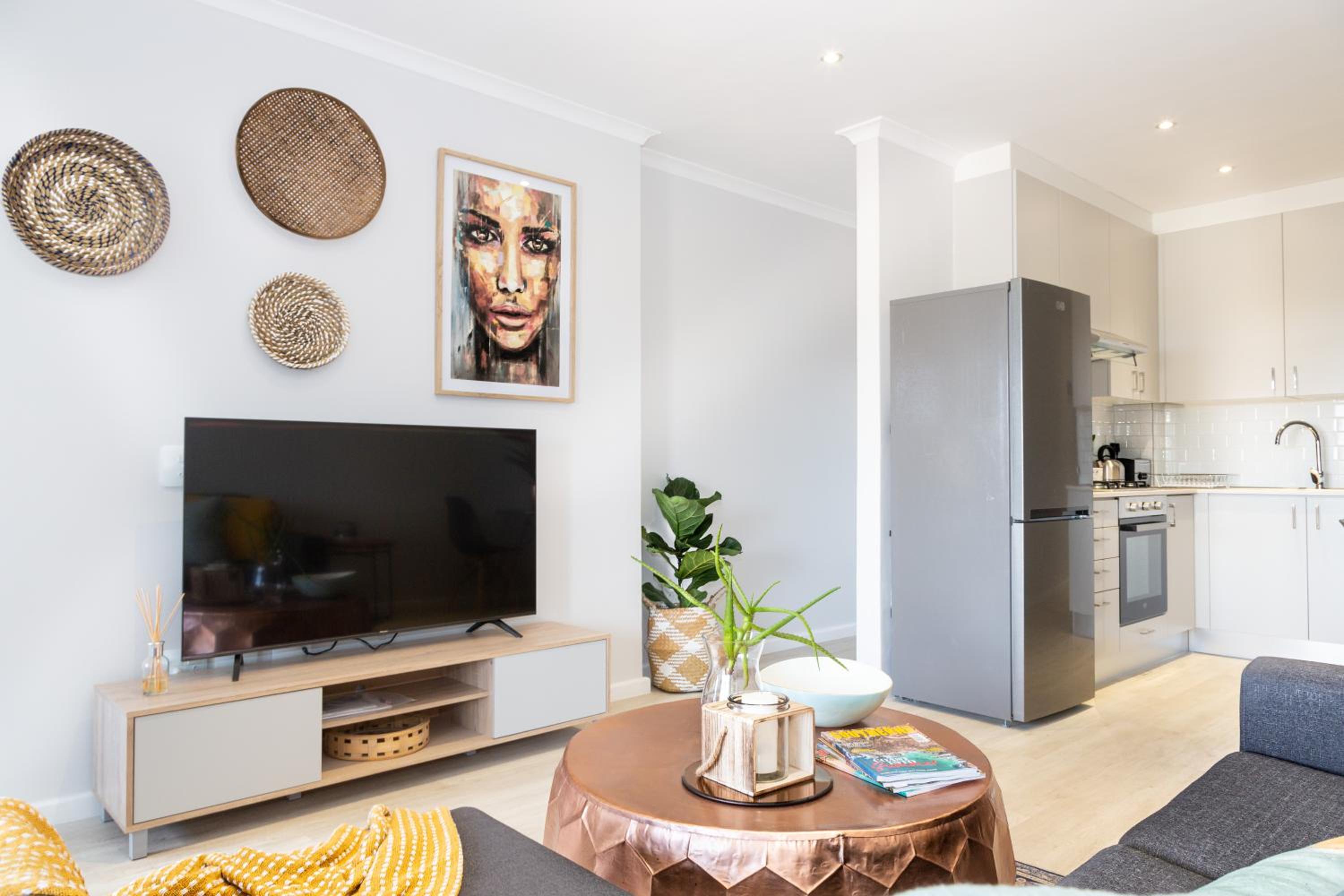 6 Atlantic Port - Cosy, modern 2-bedroom apartment - Blouberg view 3