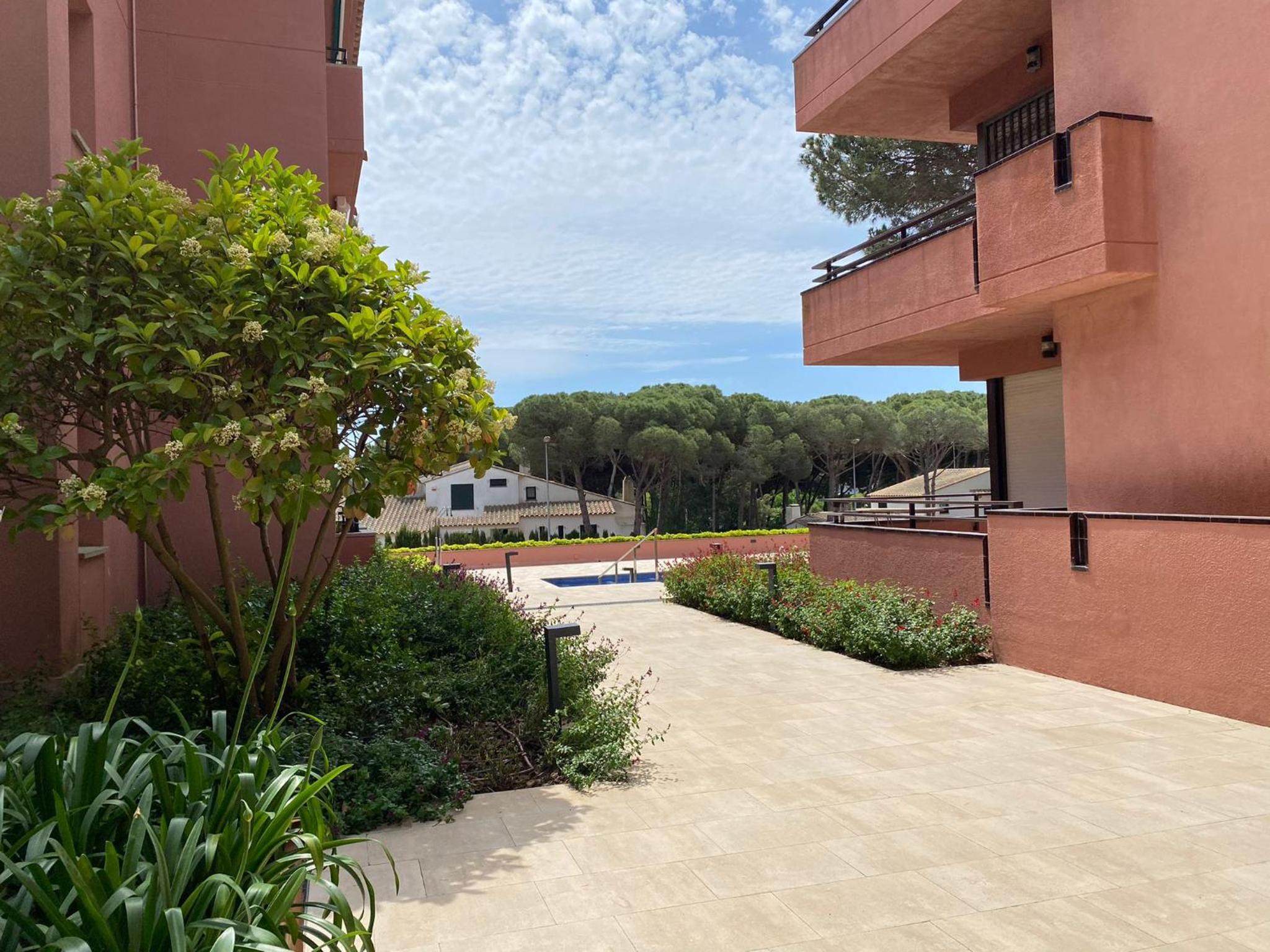 Apartamento Coronda con piscina y parquing en Llafranc