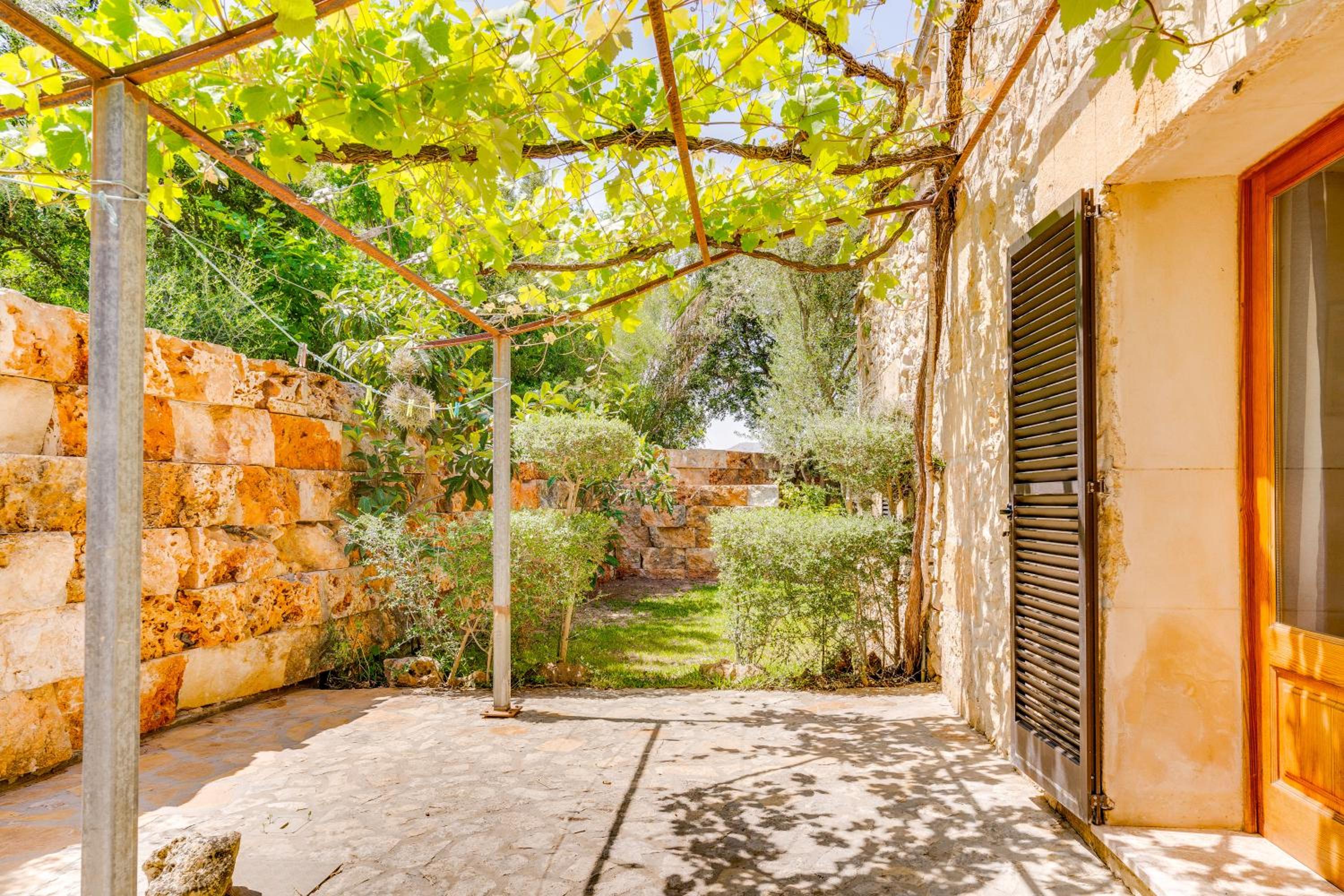 G085 Lorenzo by Mallorca Villa Selection view 3