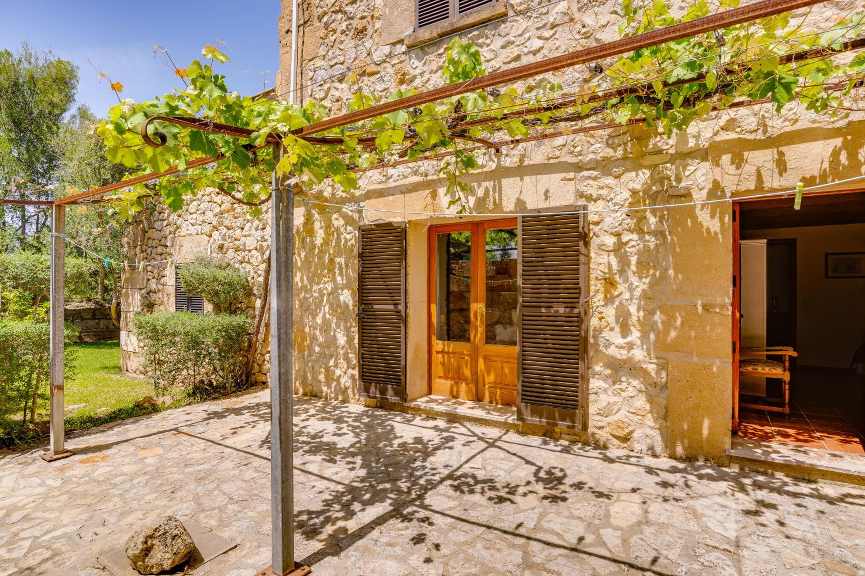 G085 Lorenzo by Mallorca Villa Selection view 5
