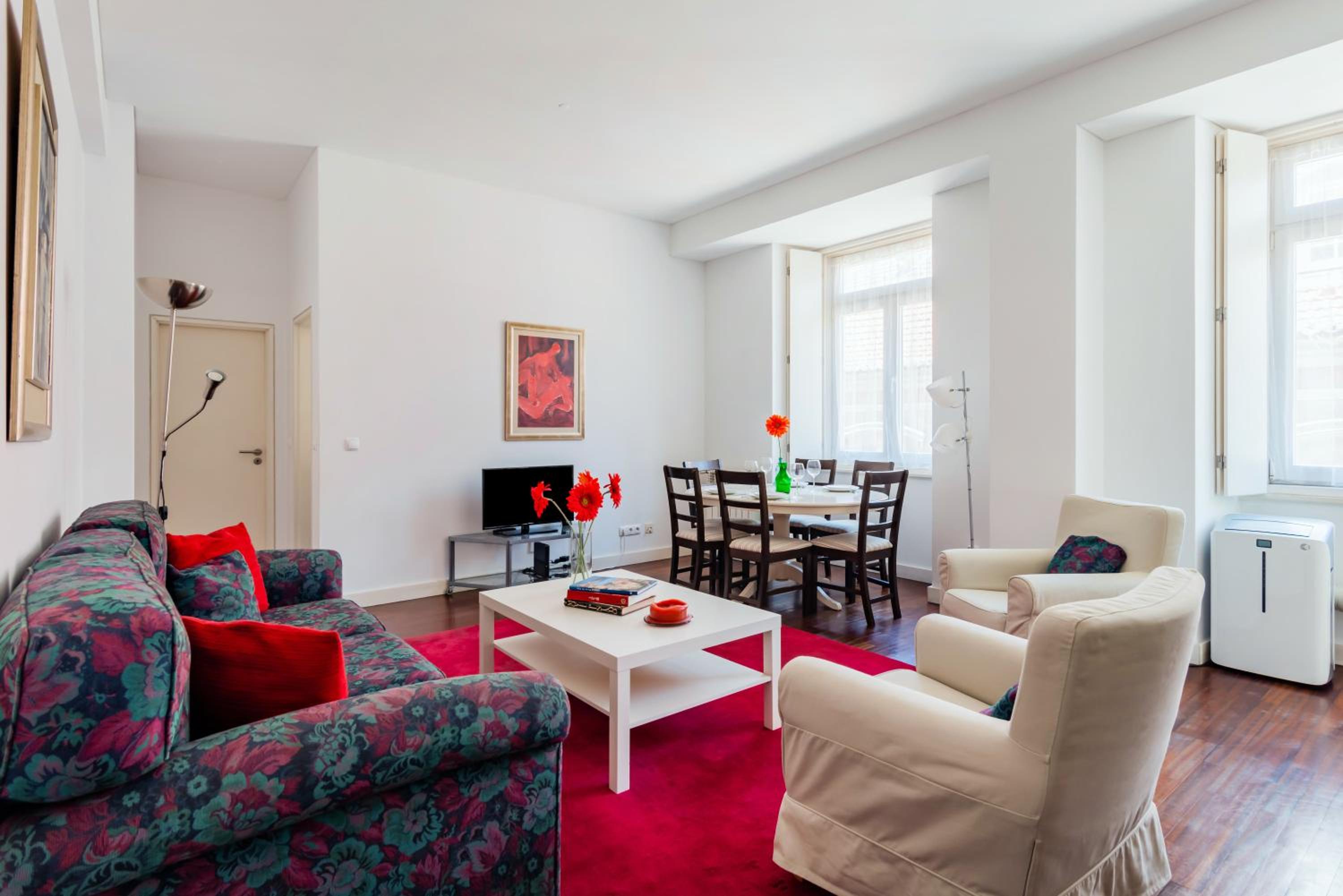 Chiado Prime Camões Apartment view 5