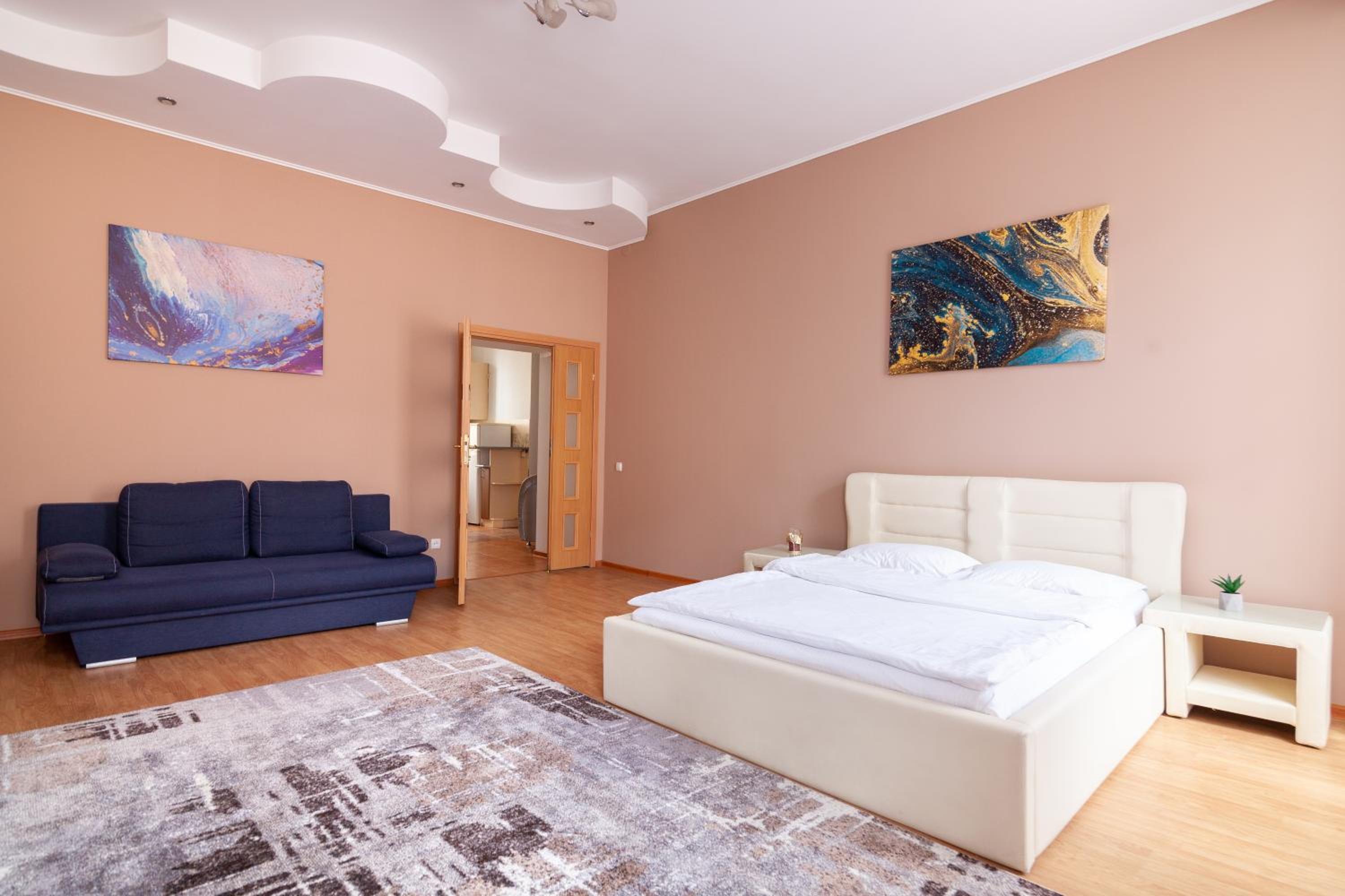 LEOGRAND Apartments Svobody 33 view 4