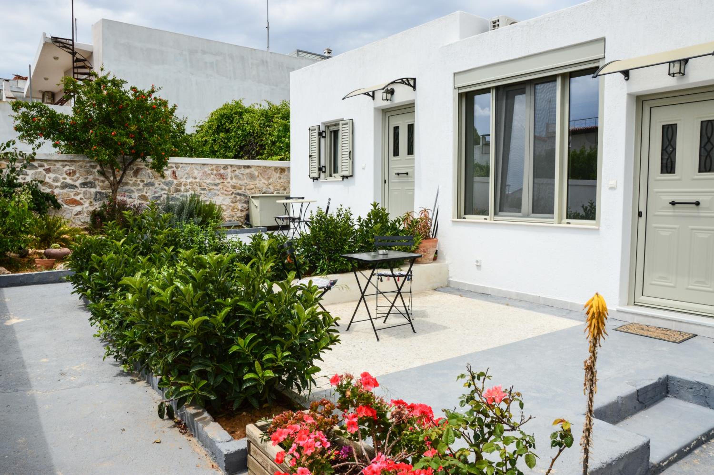 Deus Apartments_ Athens Airport view 3