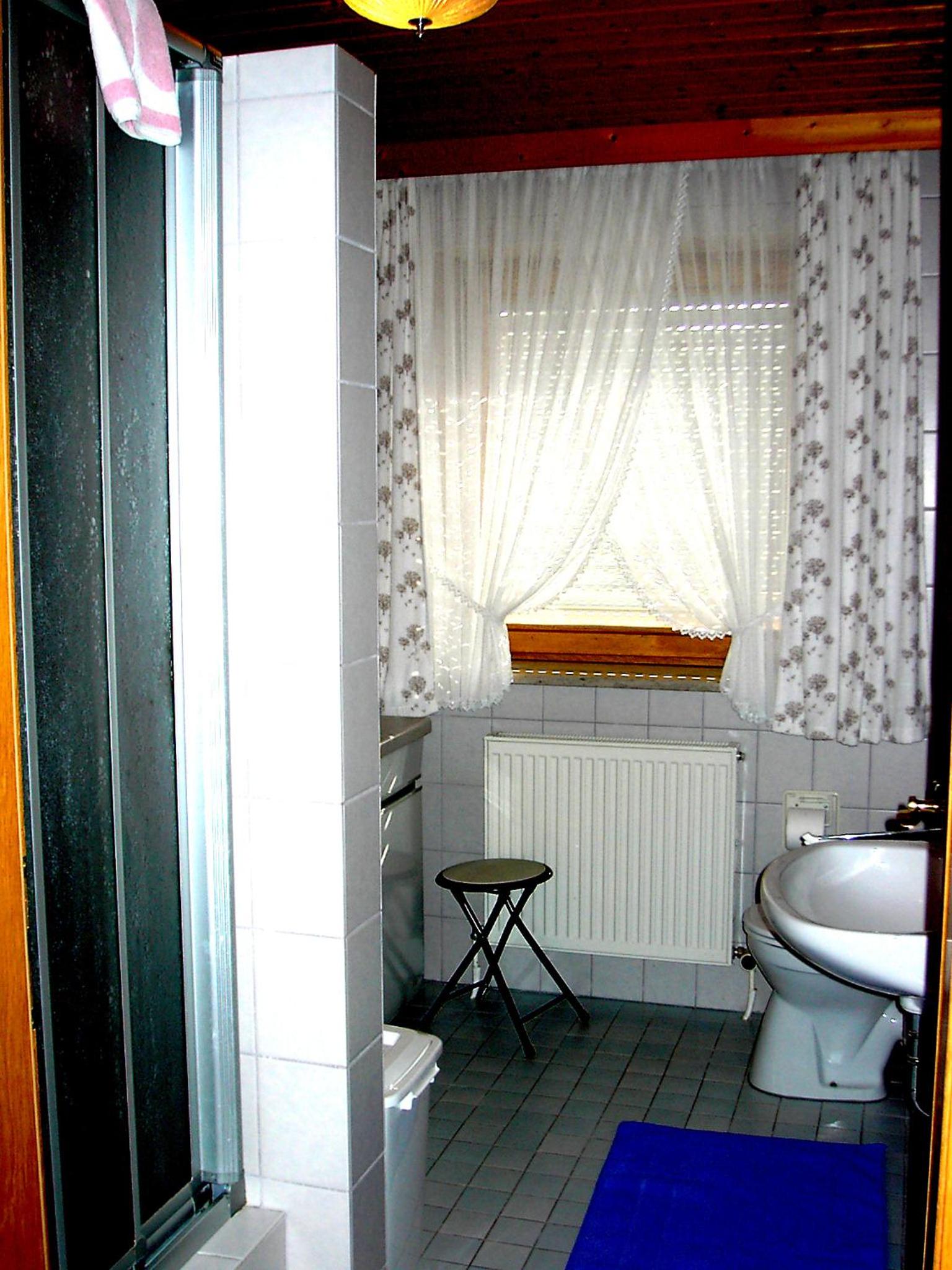 Photo 34