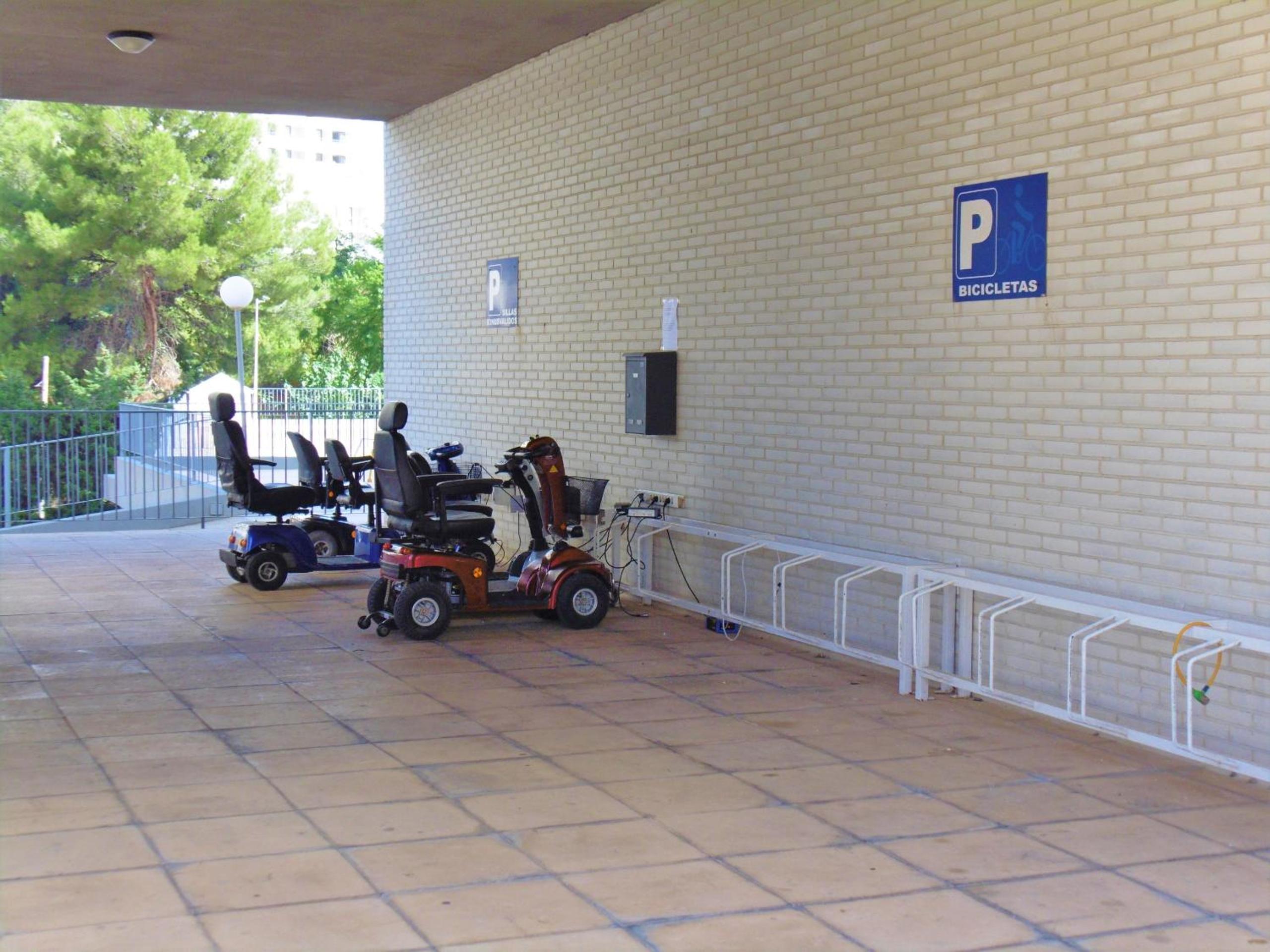 Photo 18