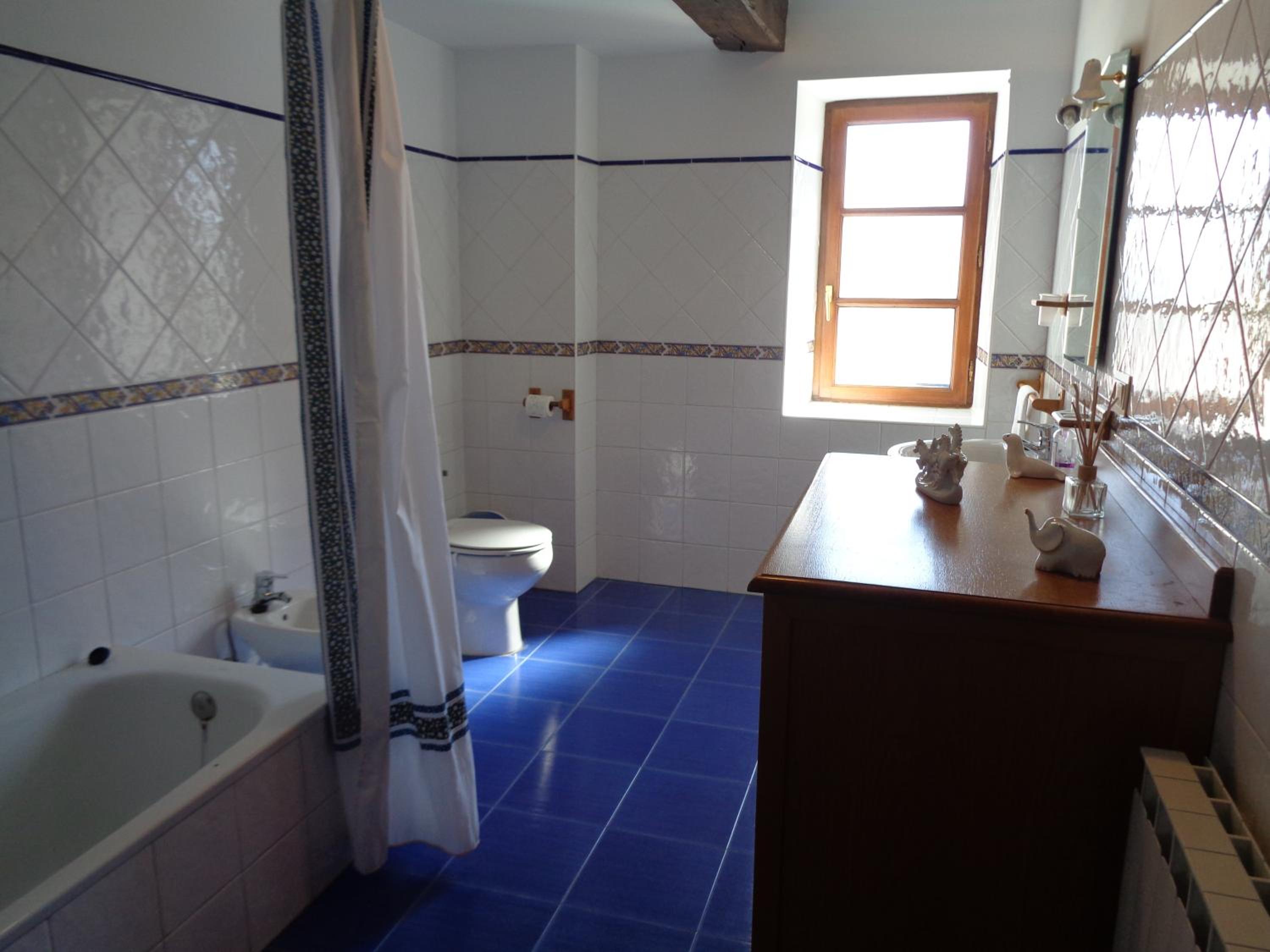Photo 44