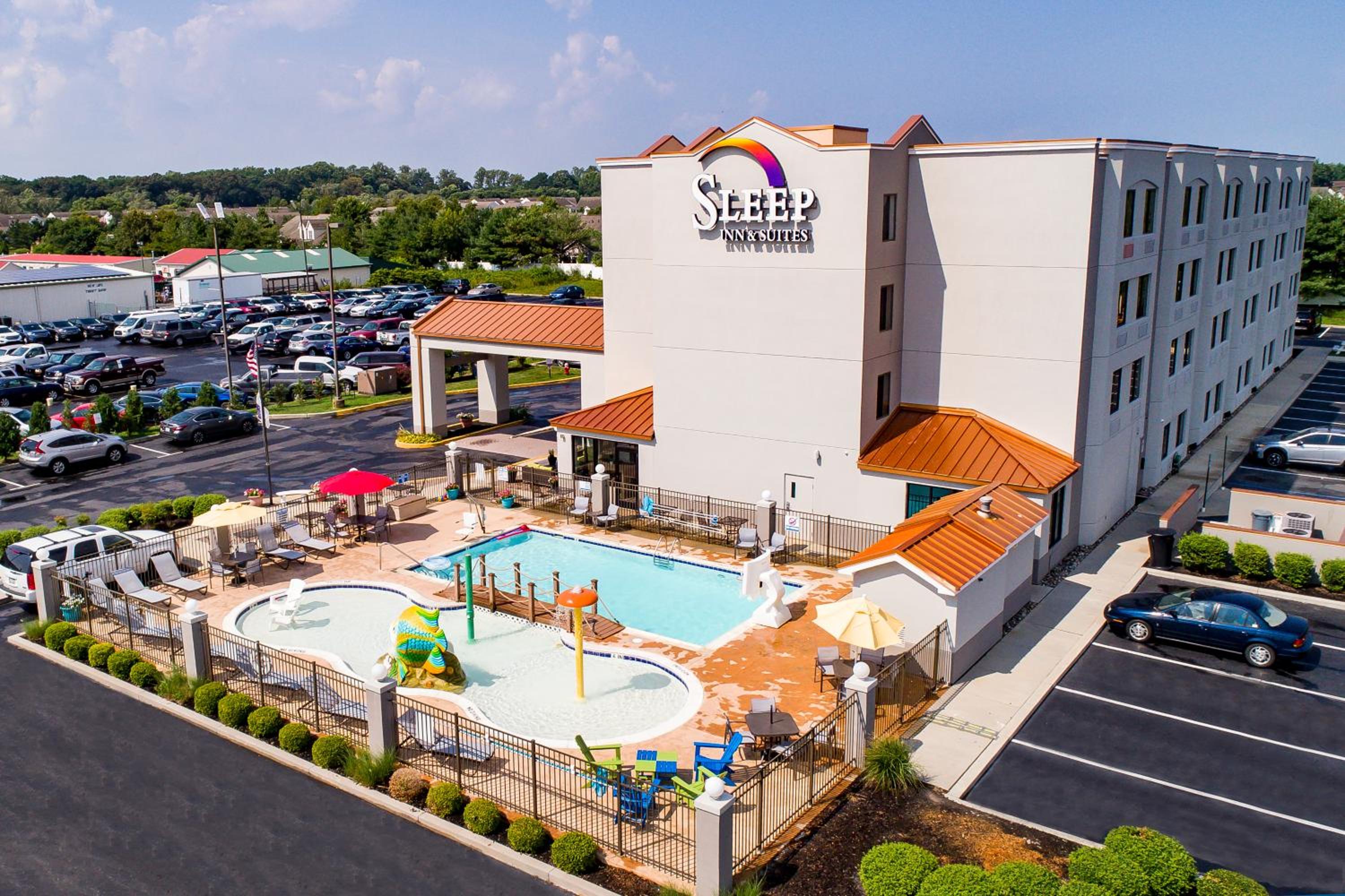 Hotel Sleep Inn & Suites Rehoboth Beach - Image 1