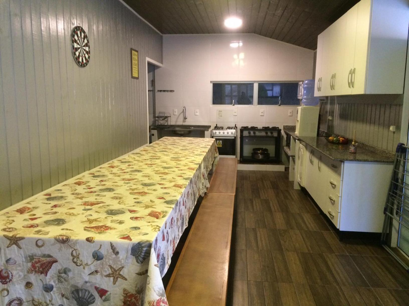 DK1 - CASA CoM 3 DORM COM PISCINA BRUNO KLEMTZ