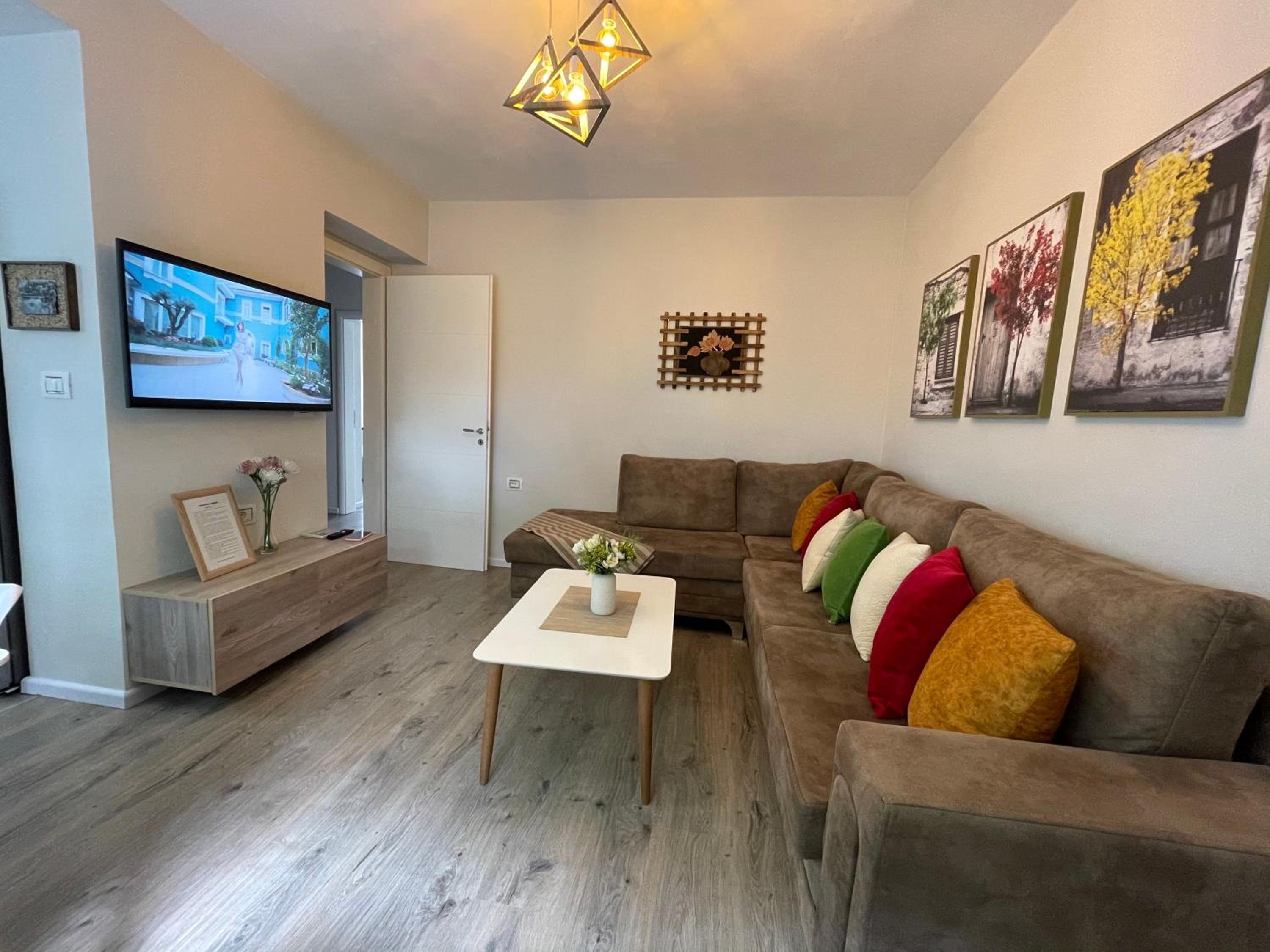 Dafina Central Apartment