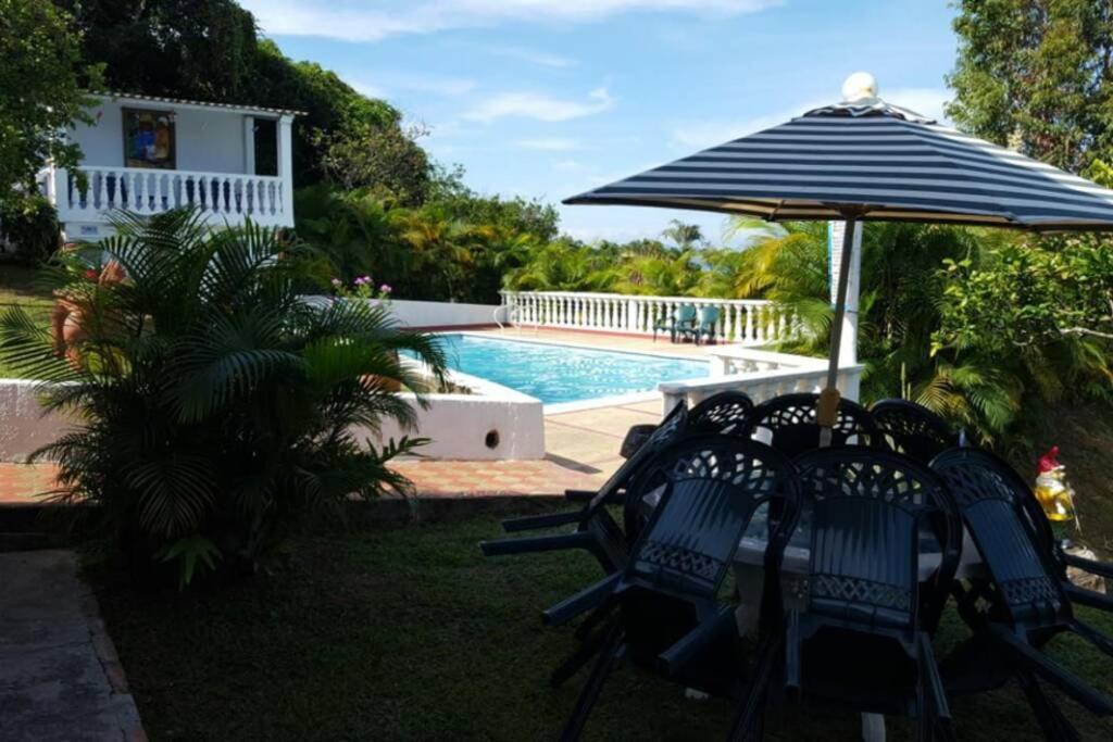 Casa de campo con hermosa vista