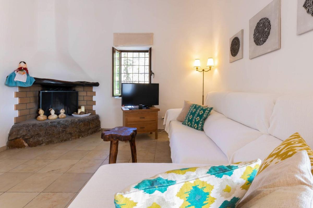 Típica Casa Rural Ibicenca Con Piscina Privada! view 4