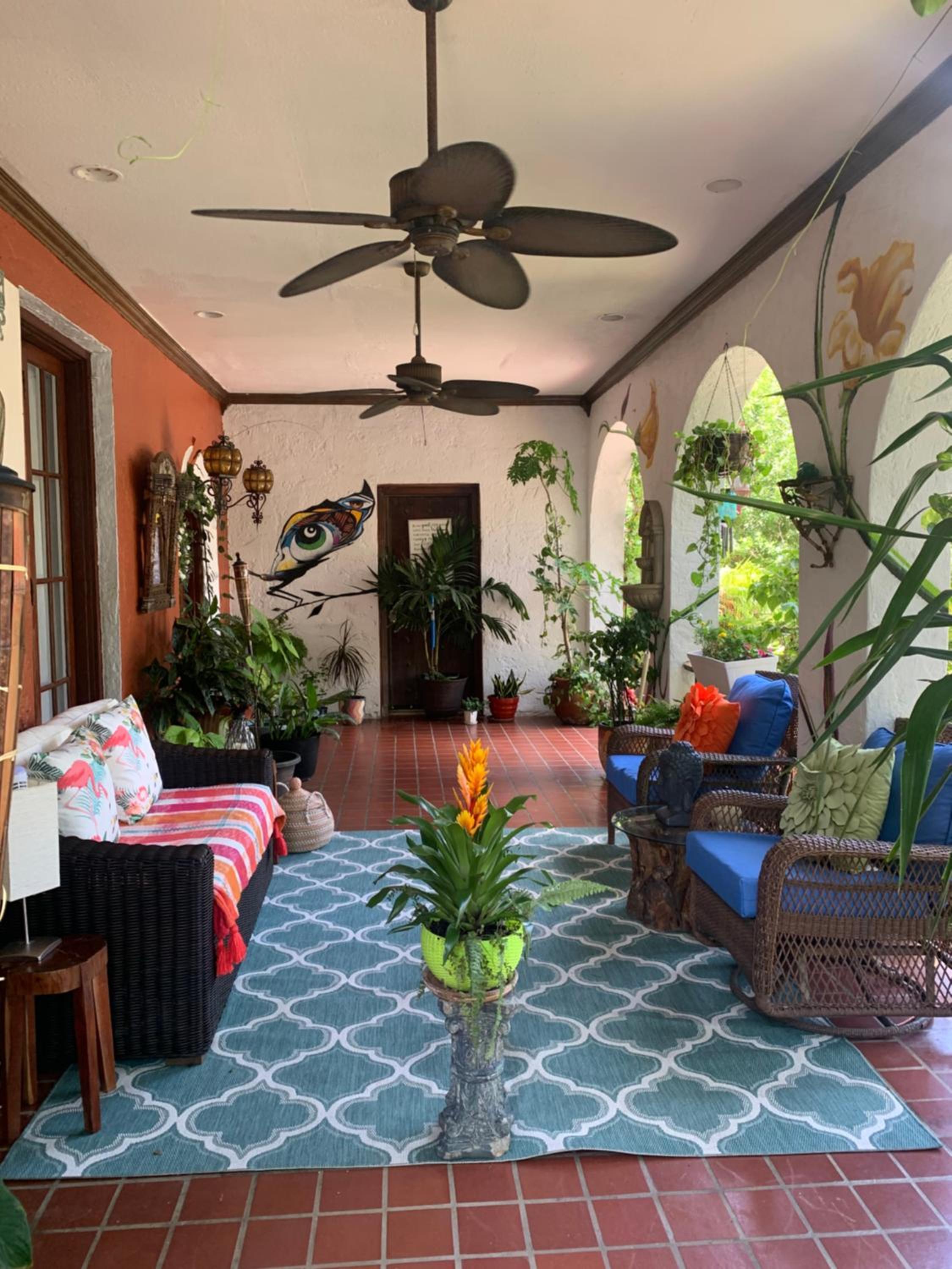 lounge