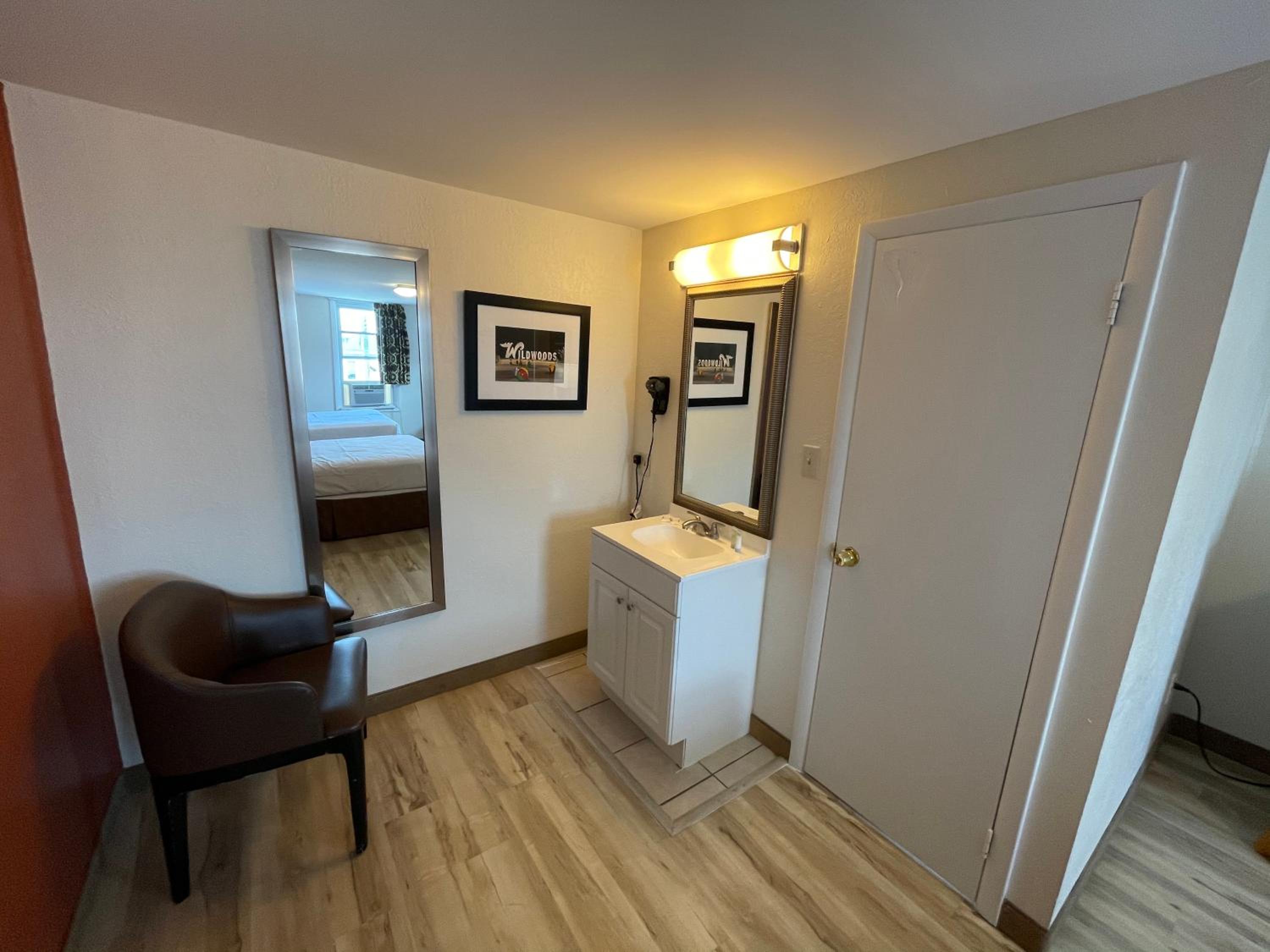 Wildwood Inn Hotel Beach & Boardwalk