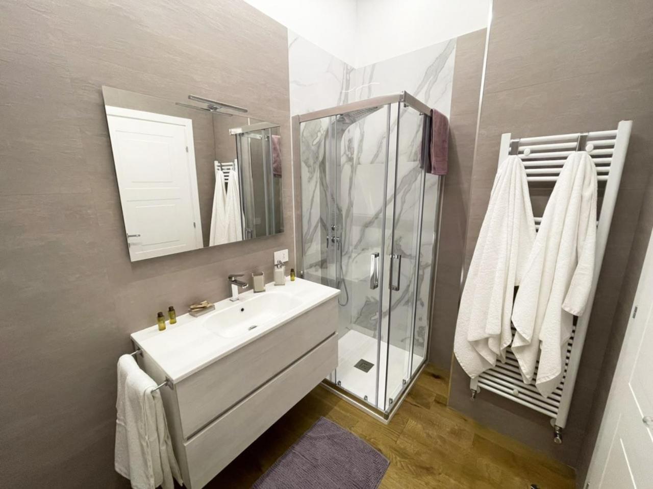 L ULIVO en Taranto — bathroom