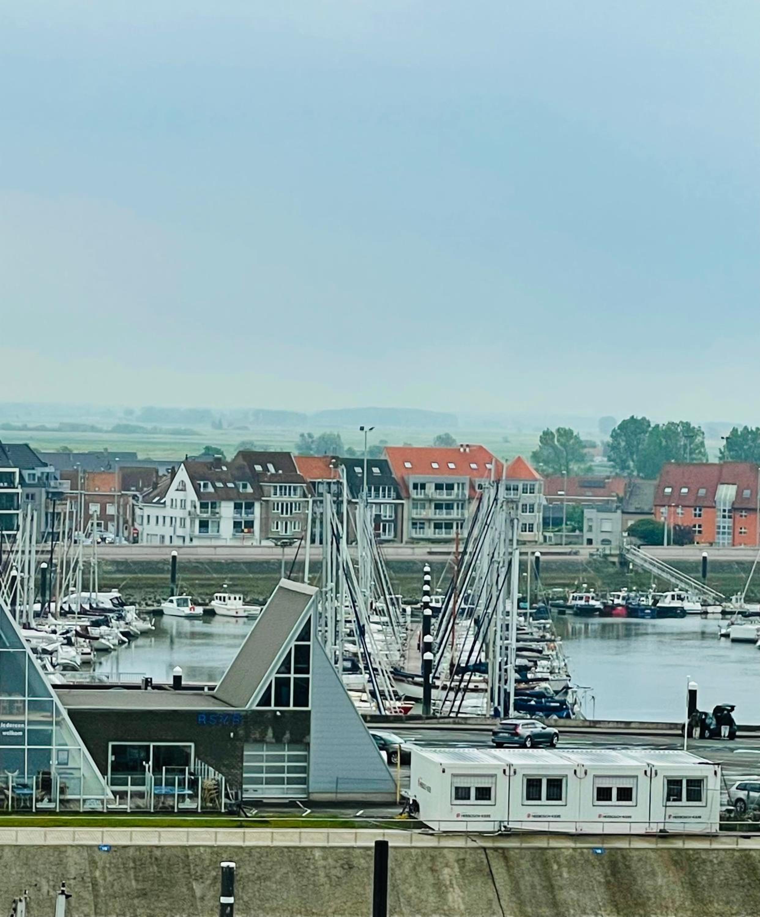 Appartement zijdelings zeezicht 2 slaapkamers 2 badkamers Blankenberge