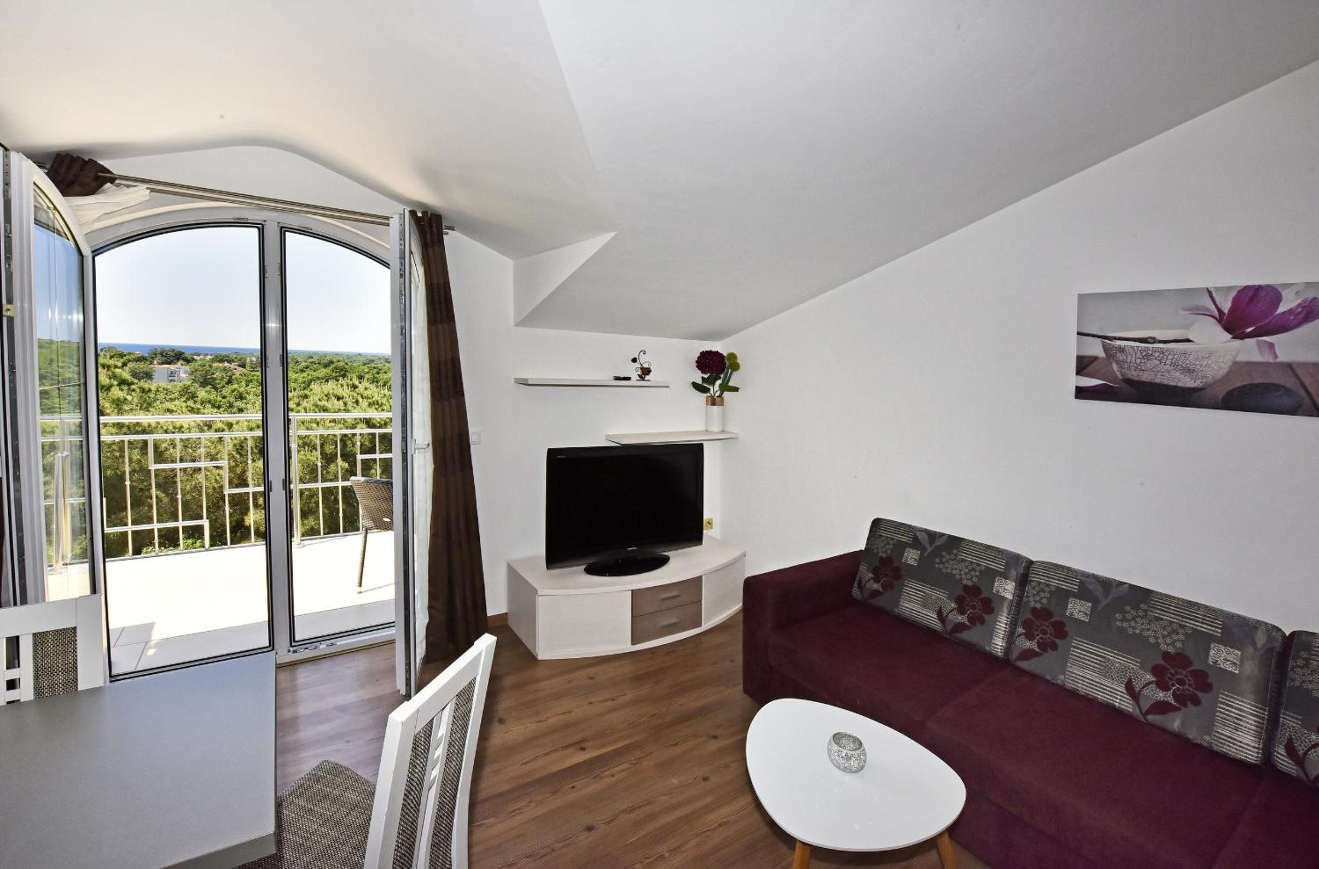 Tomic Apartments - Property Image 38