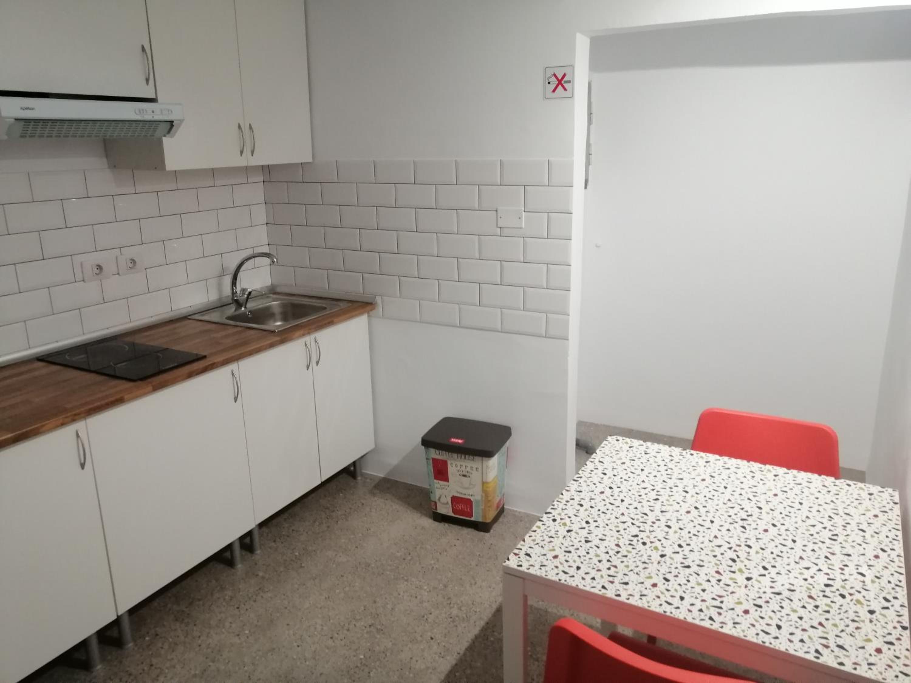 Alcaravaneras Hostel, photo 46