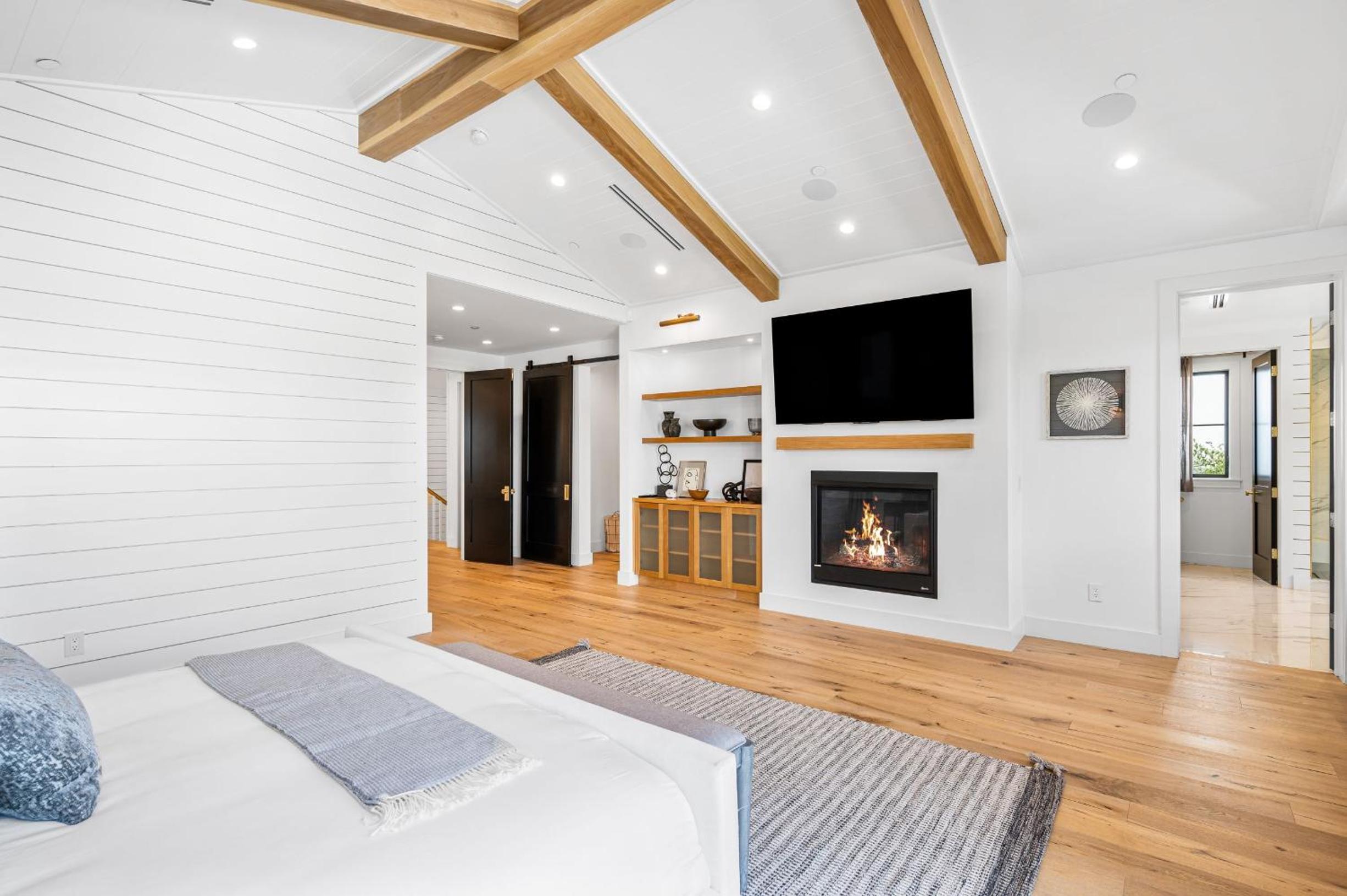 7 BEDROOM - SIERRA VILLA
