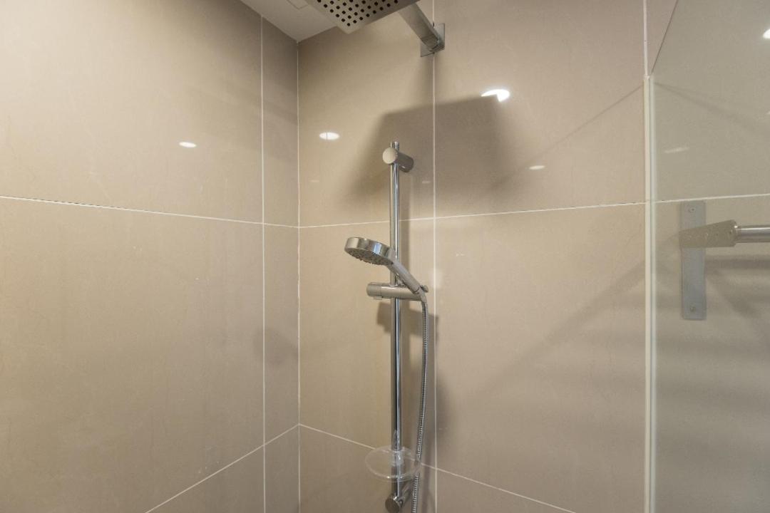Modern City 2B Suite Desa Park City