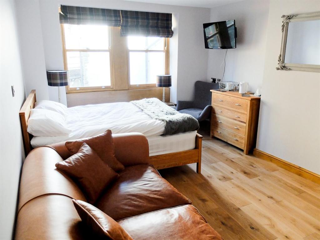 The Rooms at the Nook — 10
