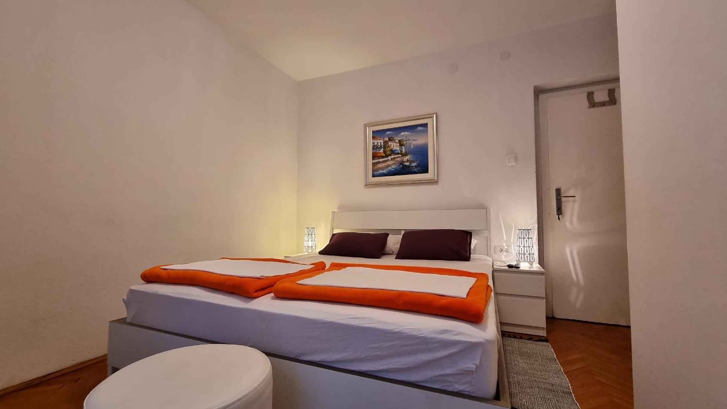 Vukosav Family Apartments and Rooms