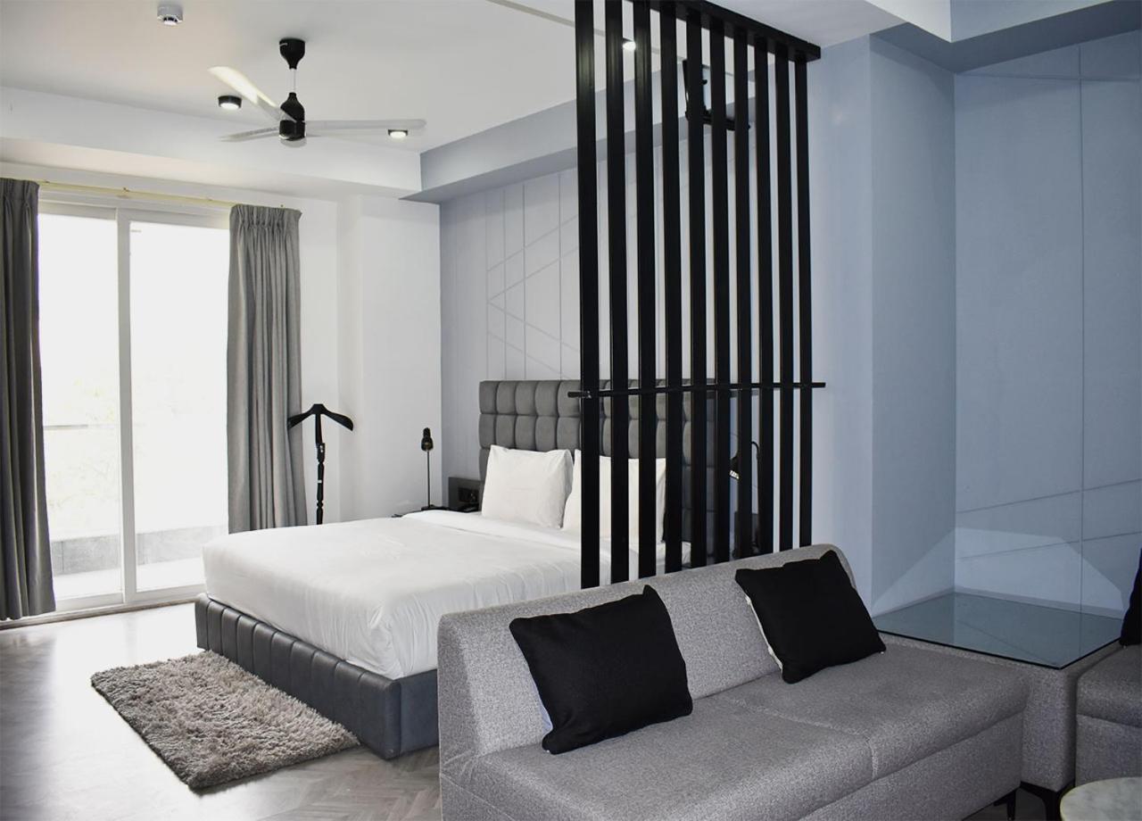 BedChambers Aparthotels - DLF Cyber City view 2