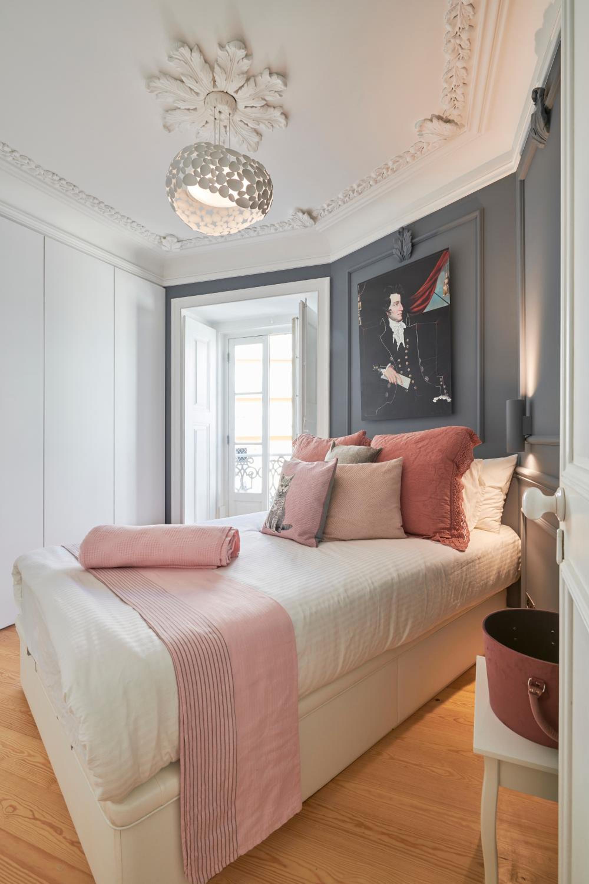 Charming apartment Castelo. Amazing Lisbon View view 5