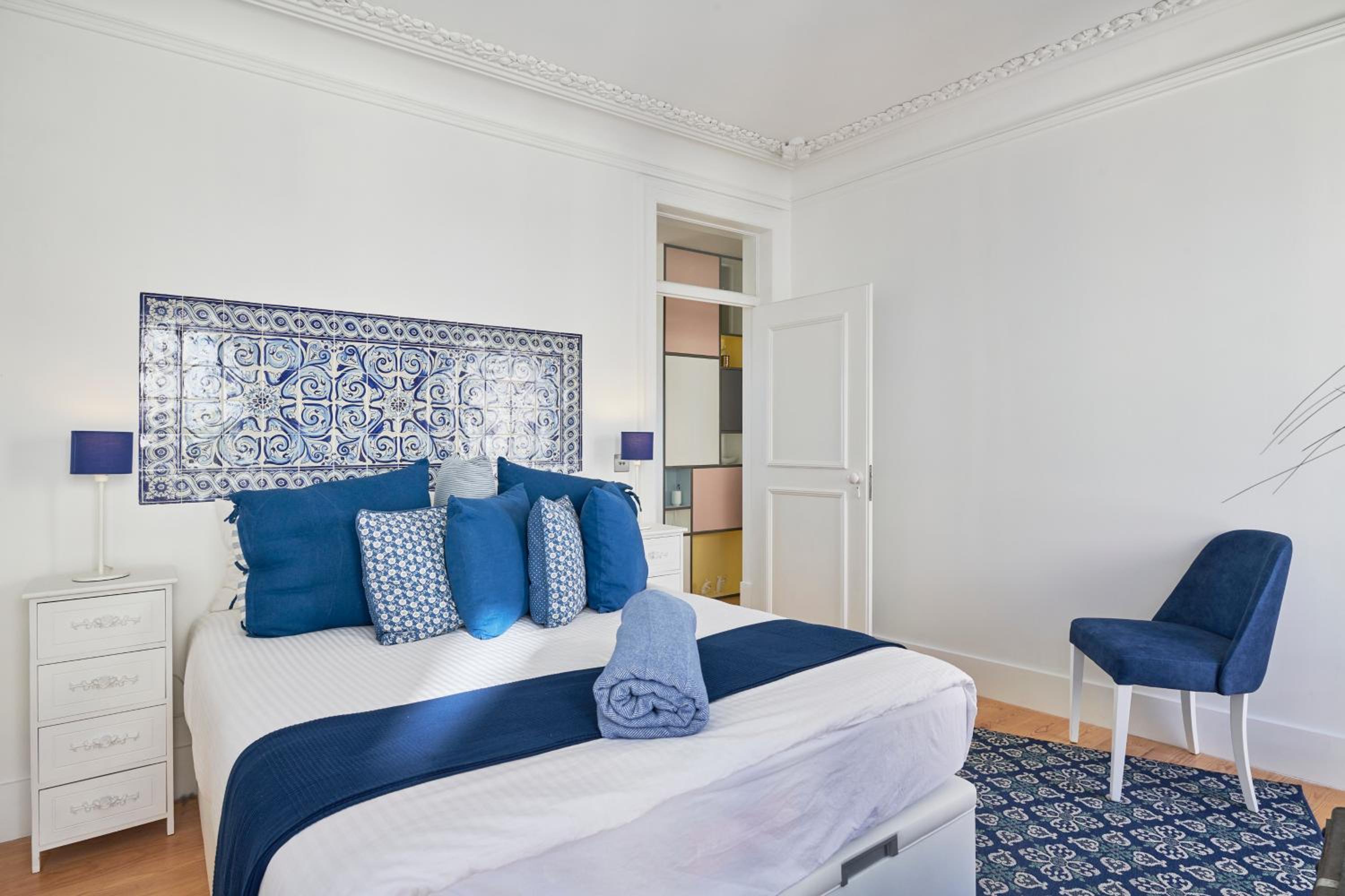Charming apartment Castelo. Amazing Lisbon View view 2