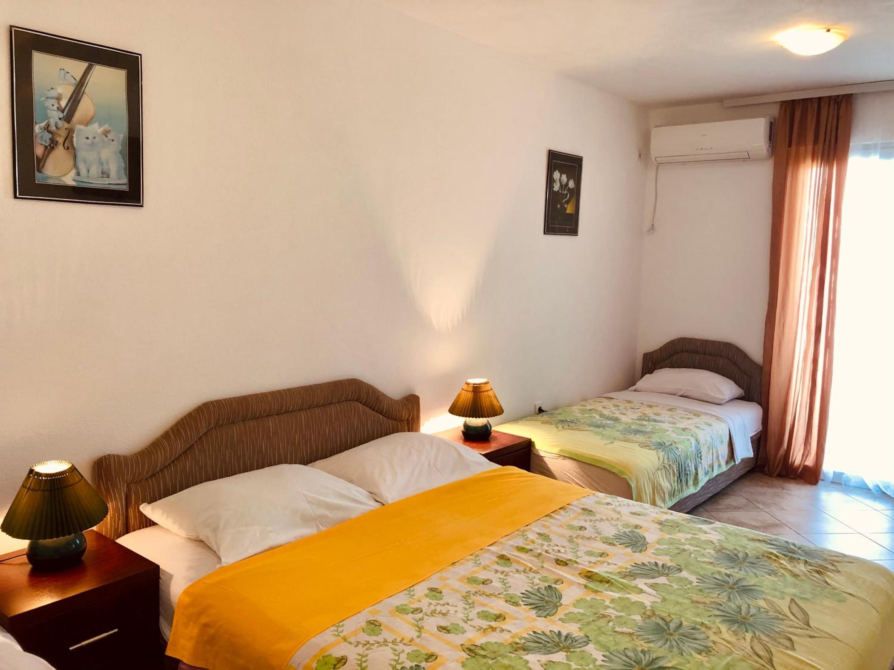 Apartmani Asovic