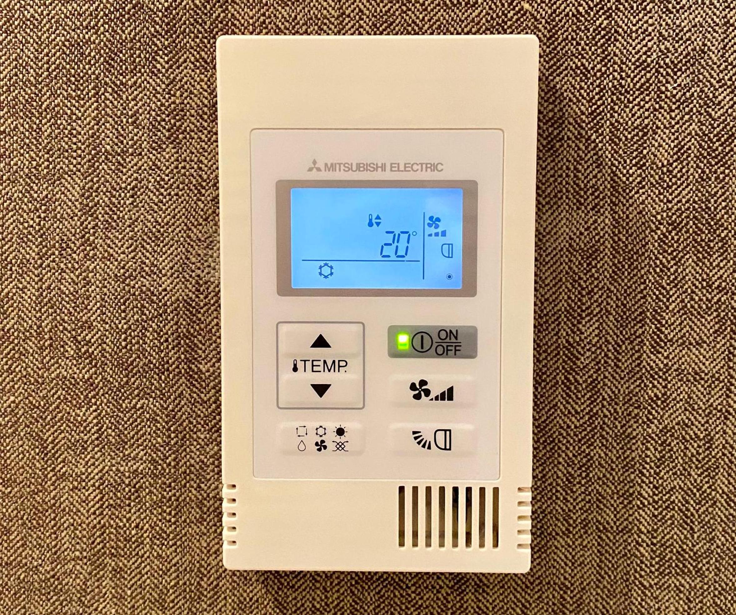 XO Hotels Blue Tower 3