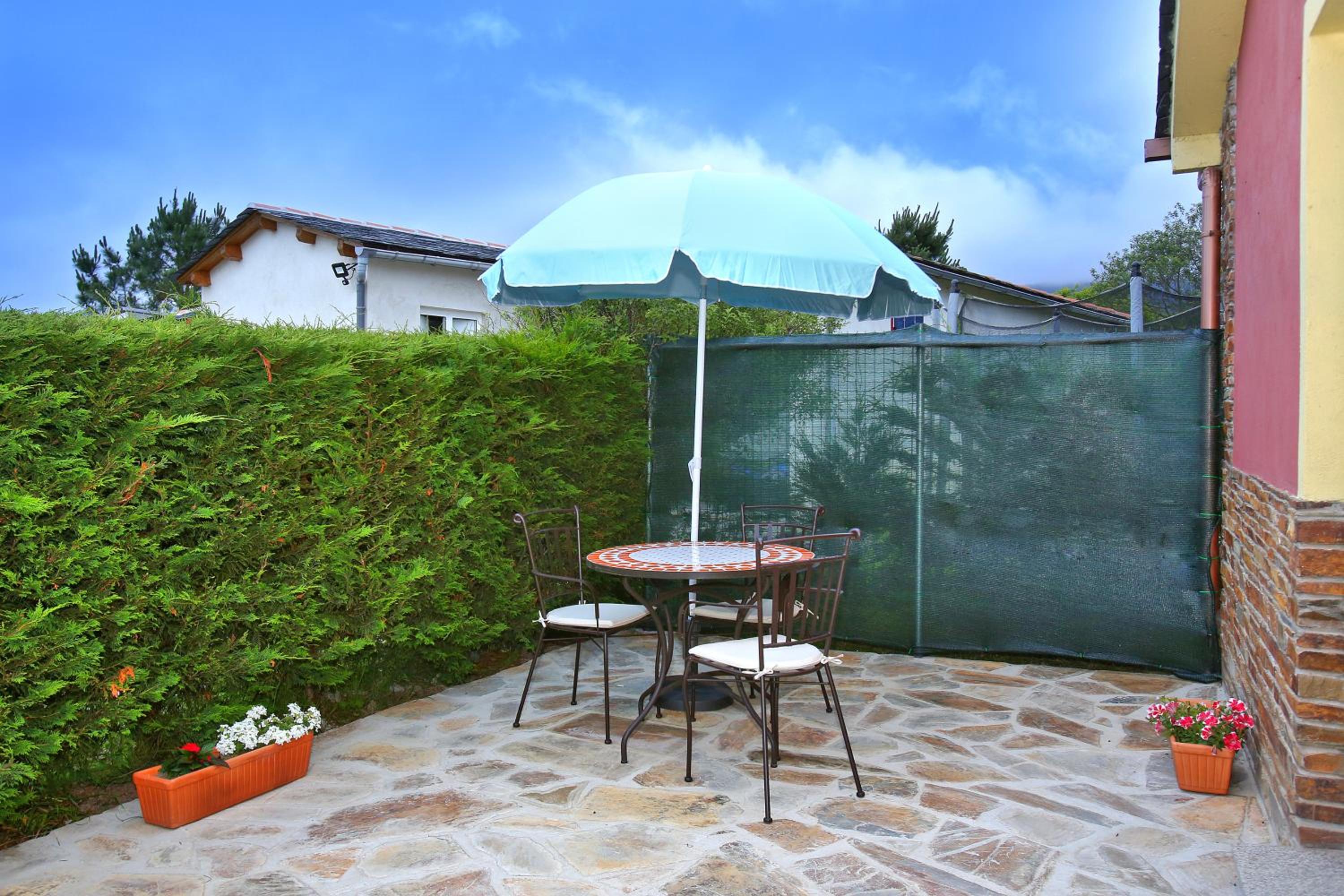 Apartamentos Bouso view 2